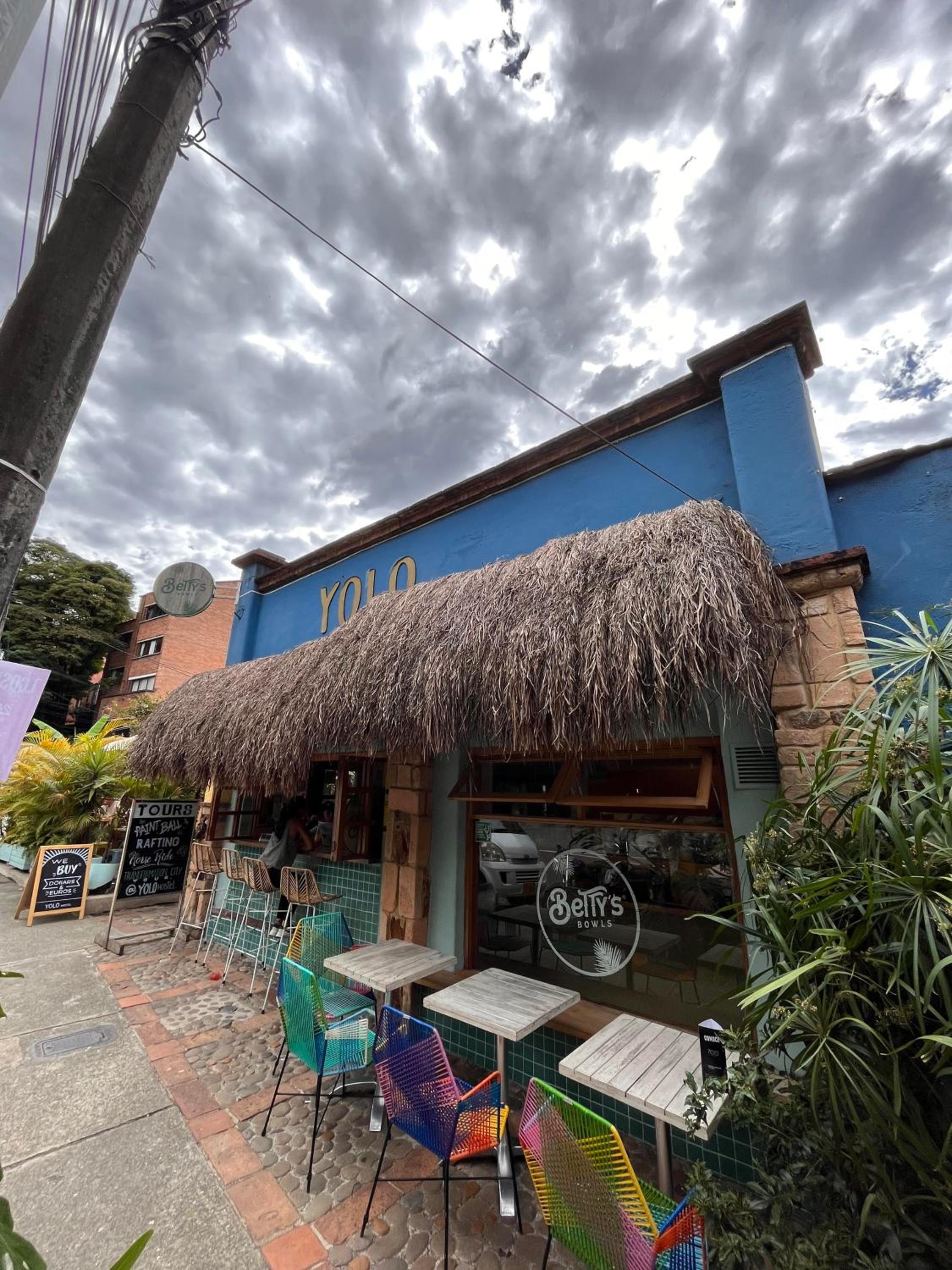 Yolo Hostel Medellin