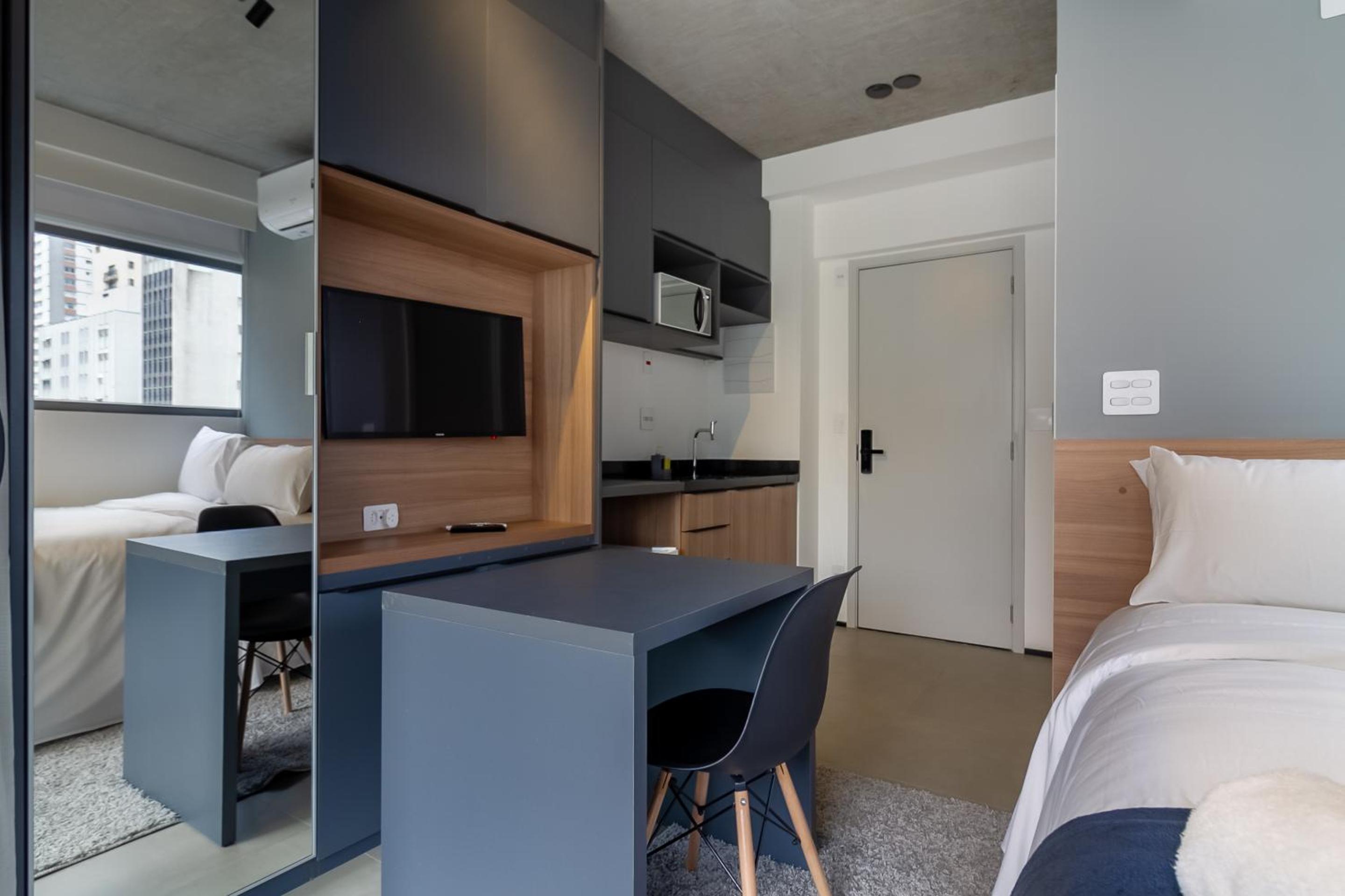 360 VN On Lorena by Housi
