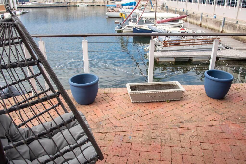 WATERFRONT -NEW LISTING LUXURY 4 BED ON THE WATER view 4