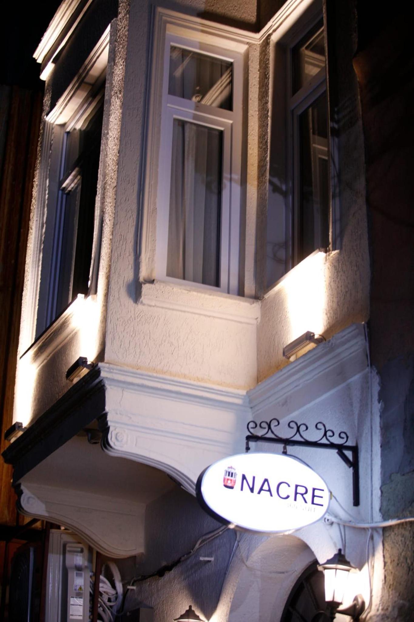 Taksim Nacre 360 Suit - Image 130