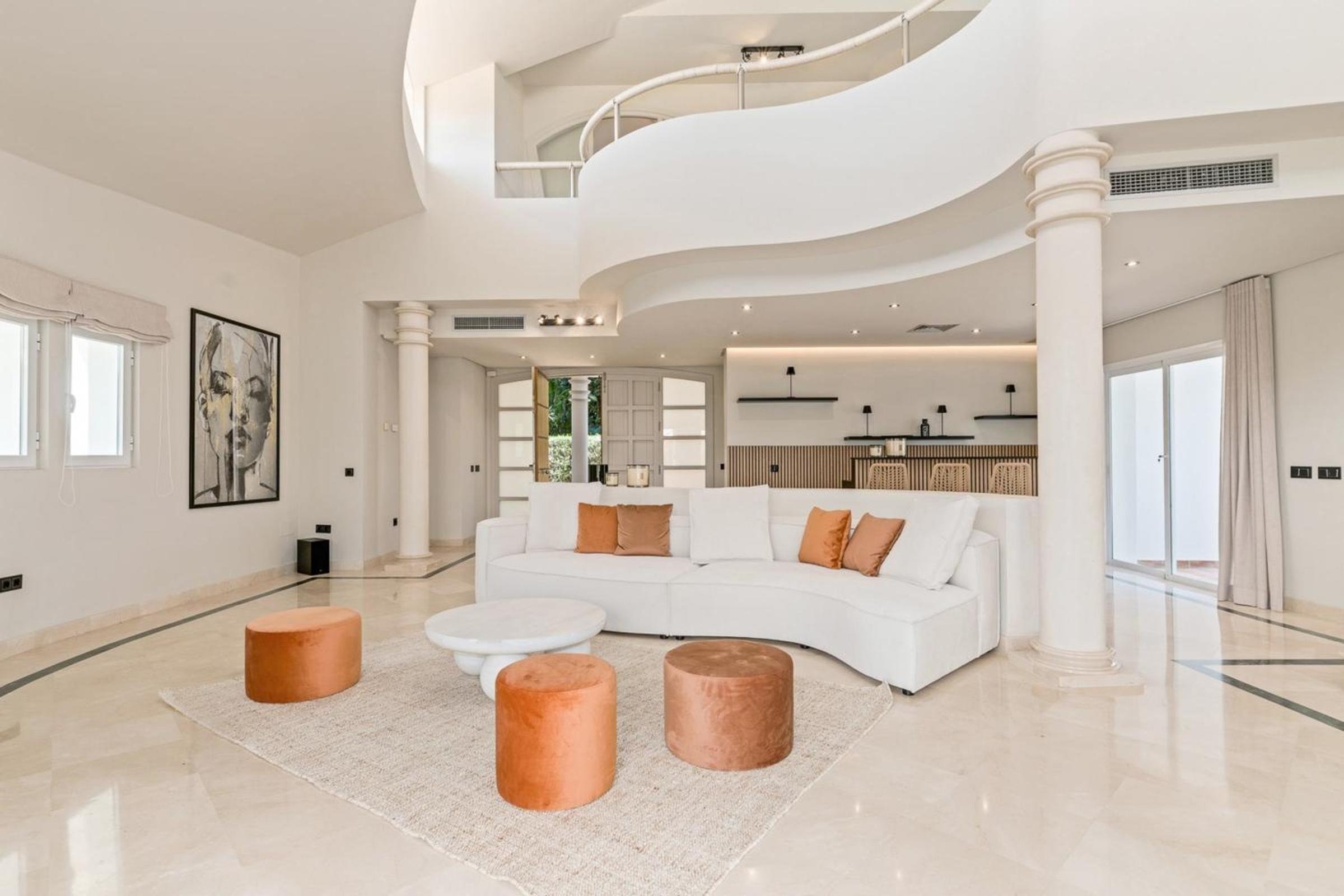All About La Redonda Villa