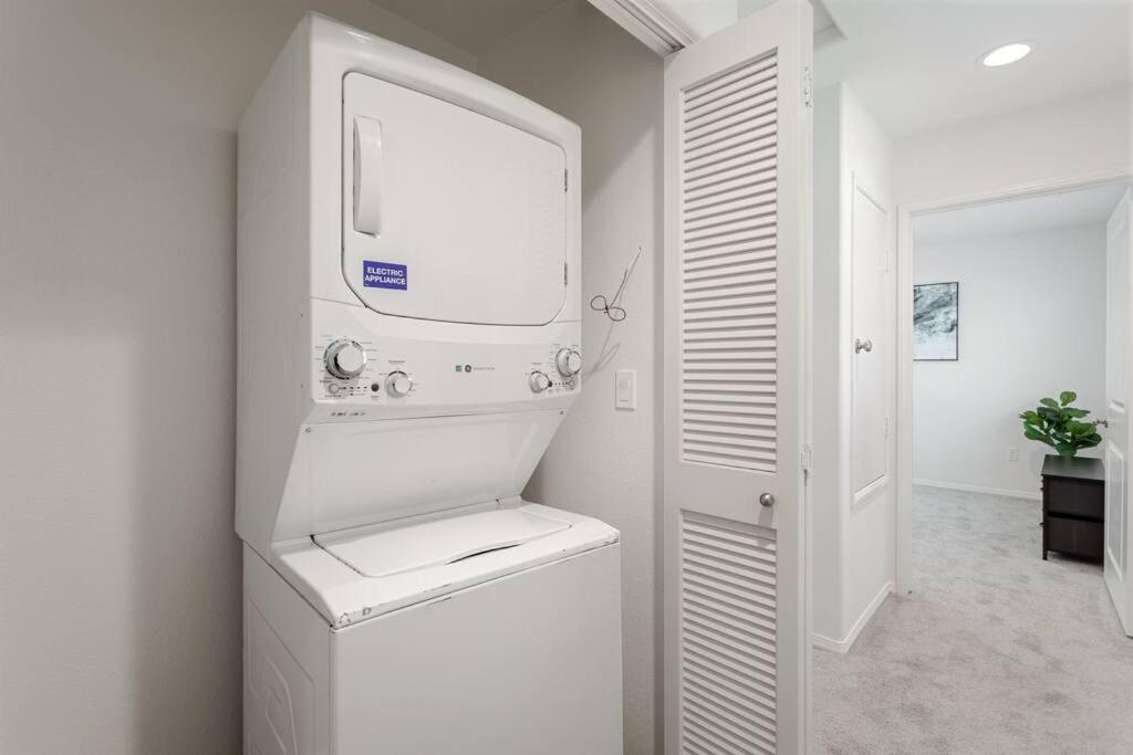 Entire Guesthouse for Rent in San Bernardino view 4