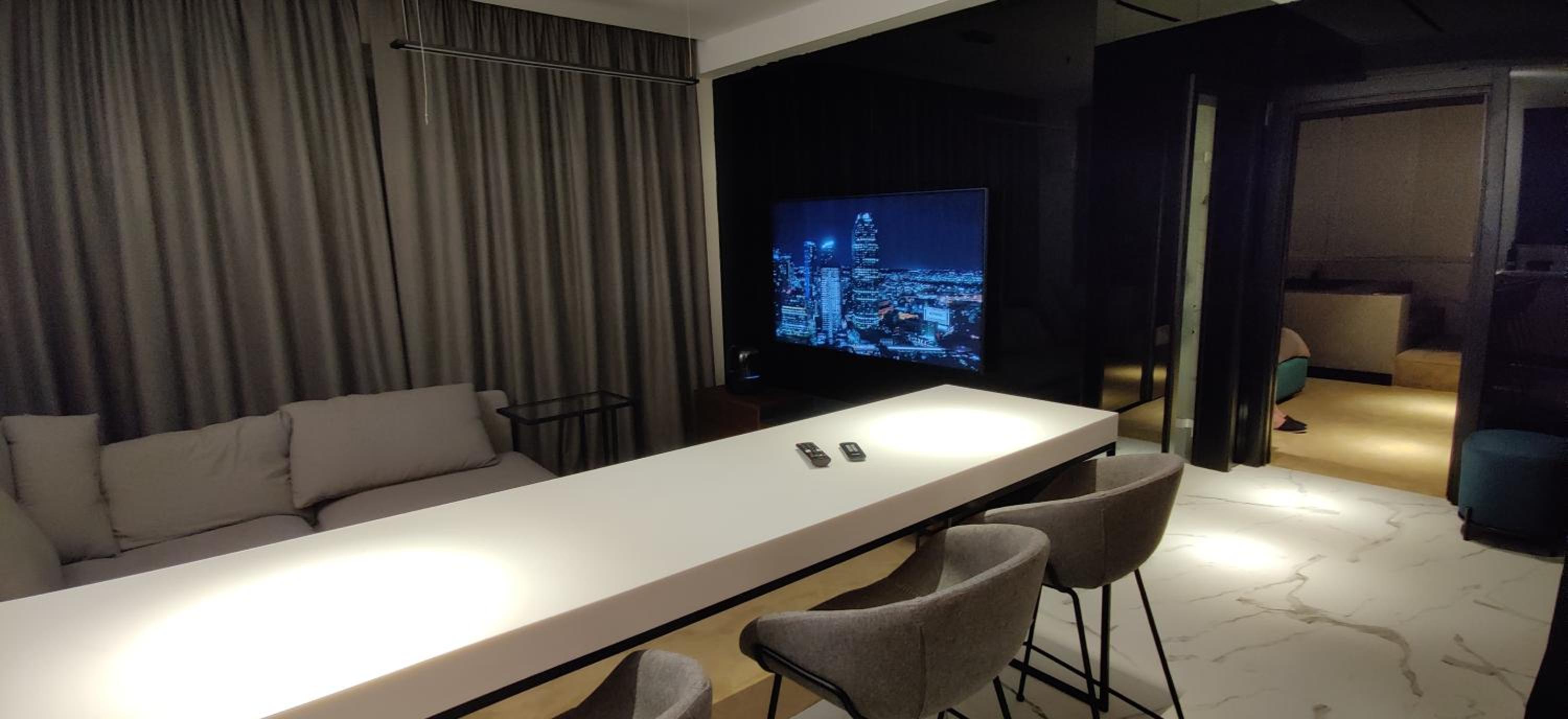 hotel room