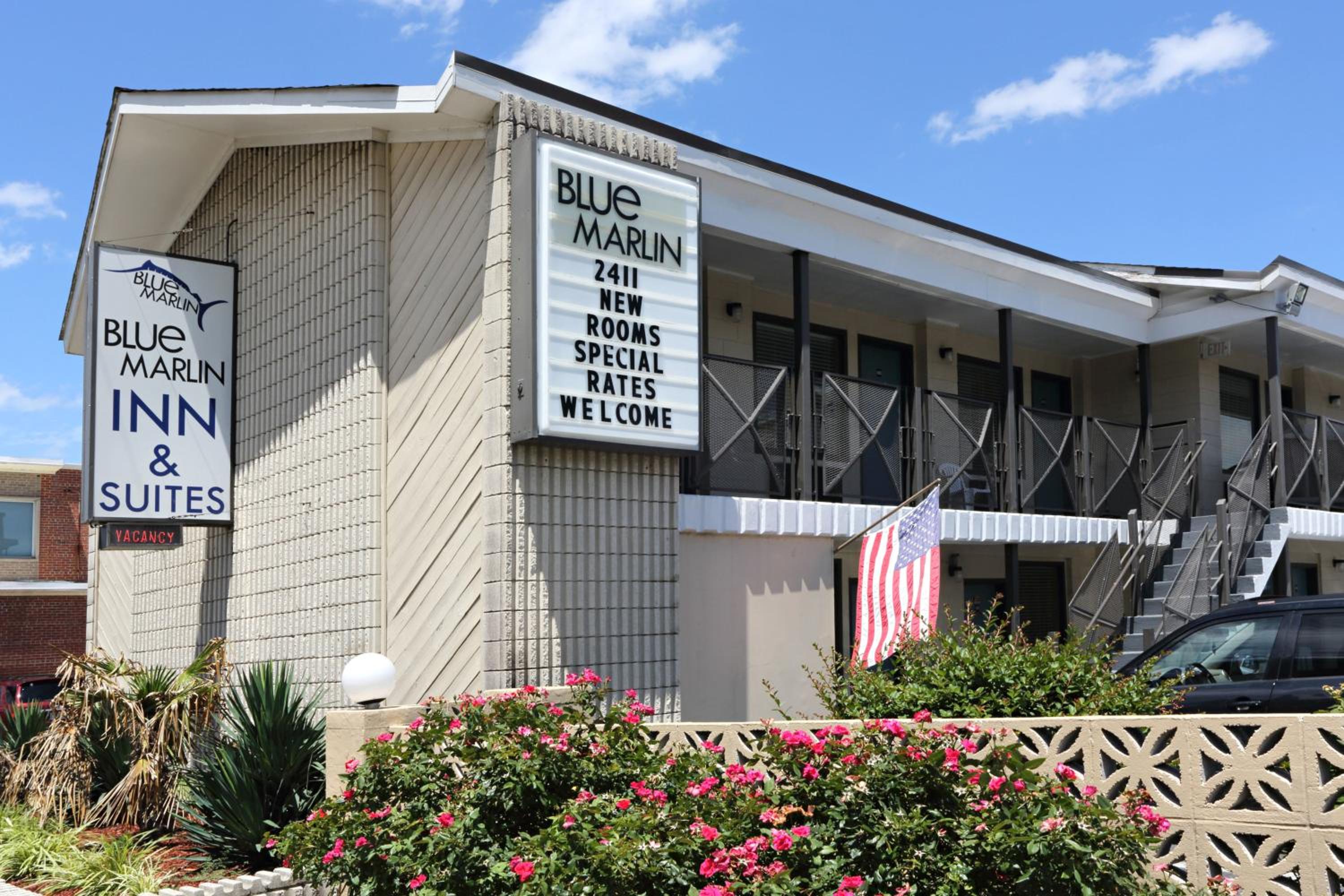 Hotel Blue Marlin Motel - Image 1