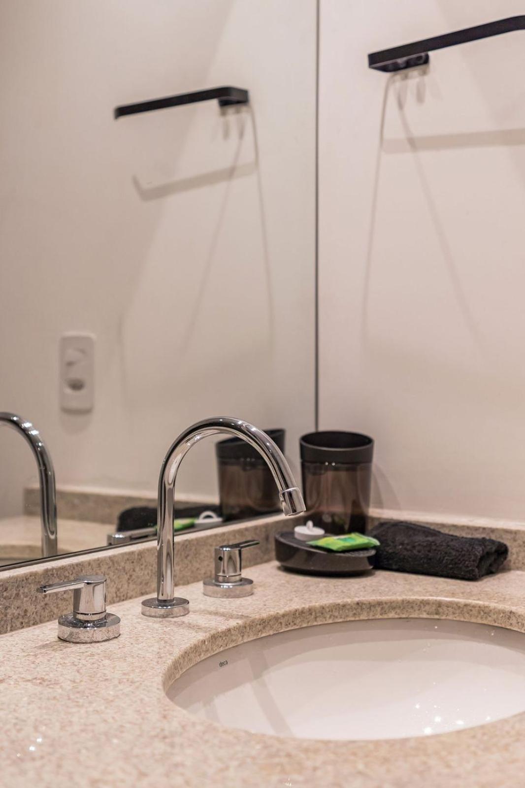 HUX - Anora Spaces Pinheiros - Residenciais