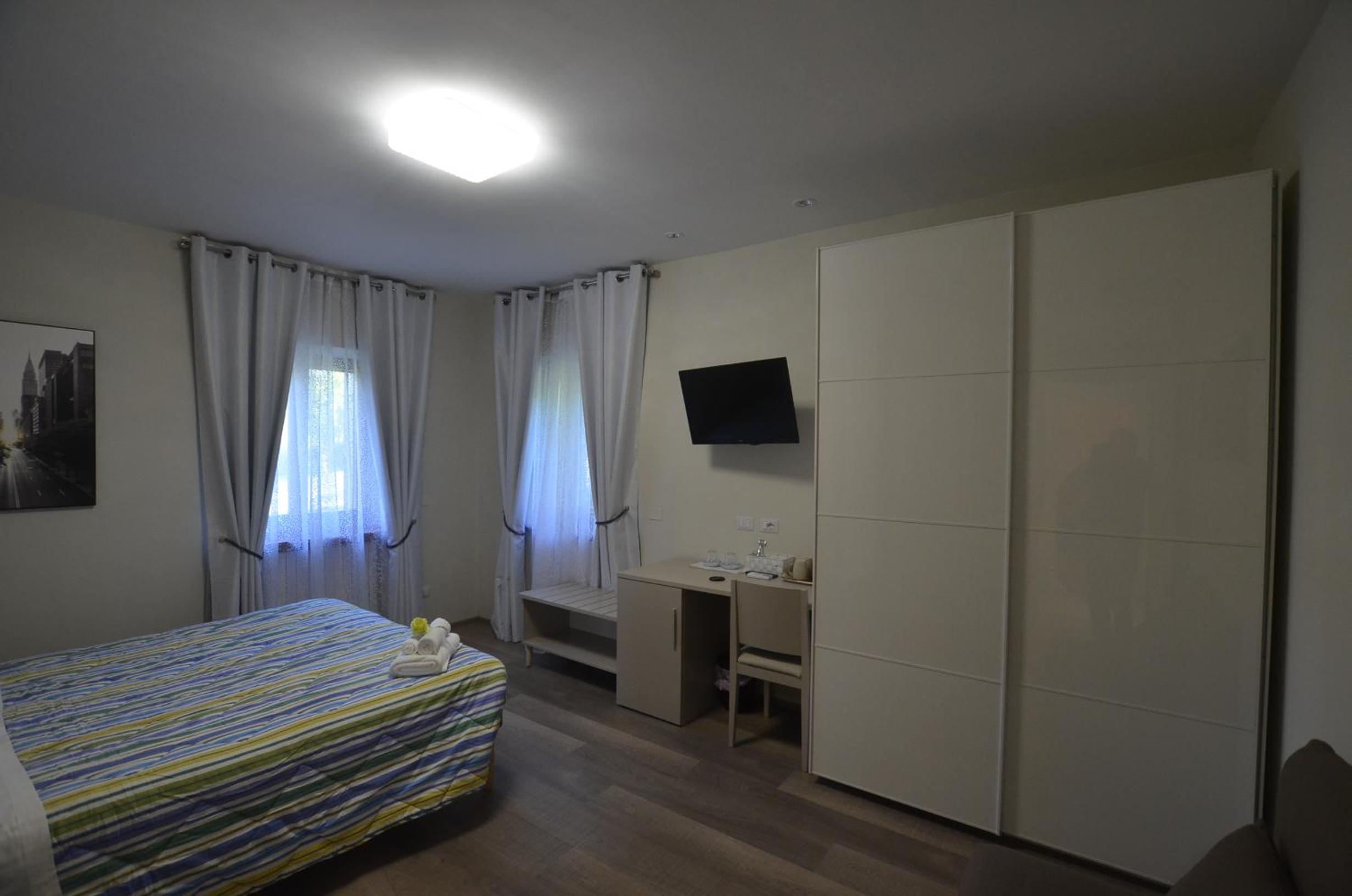 Photo 9