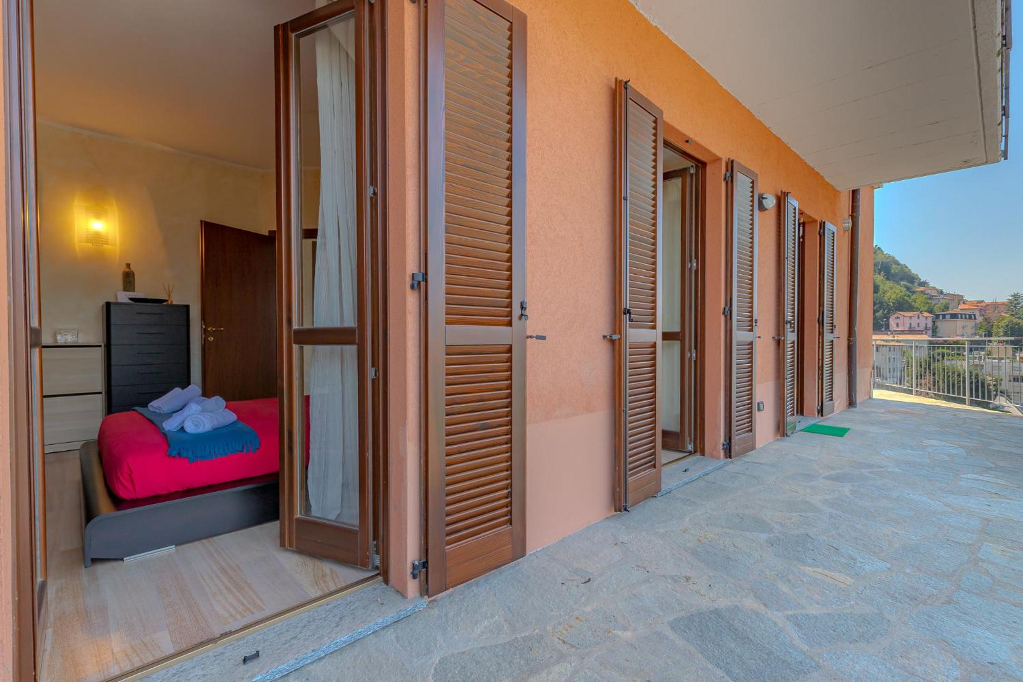 [Como-Blevio] Suite lake view + private garage view 3
