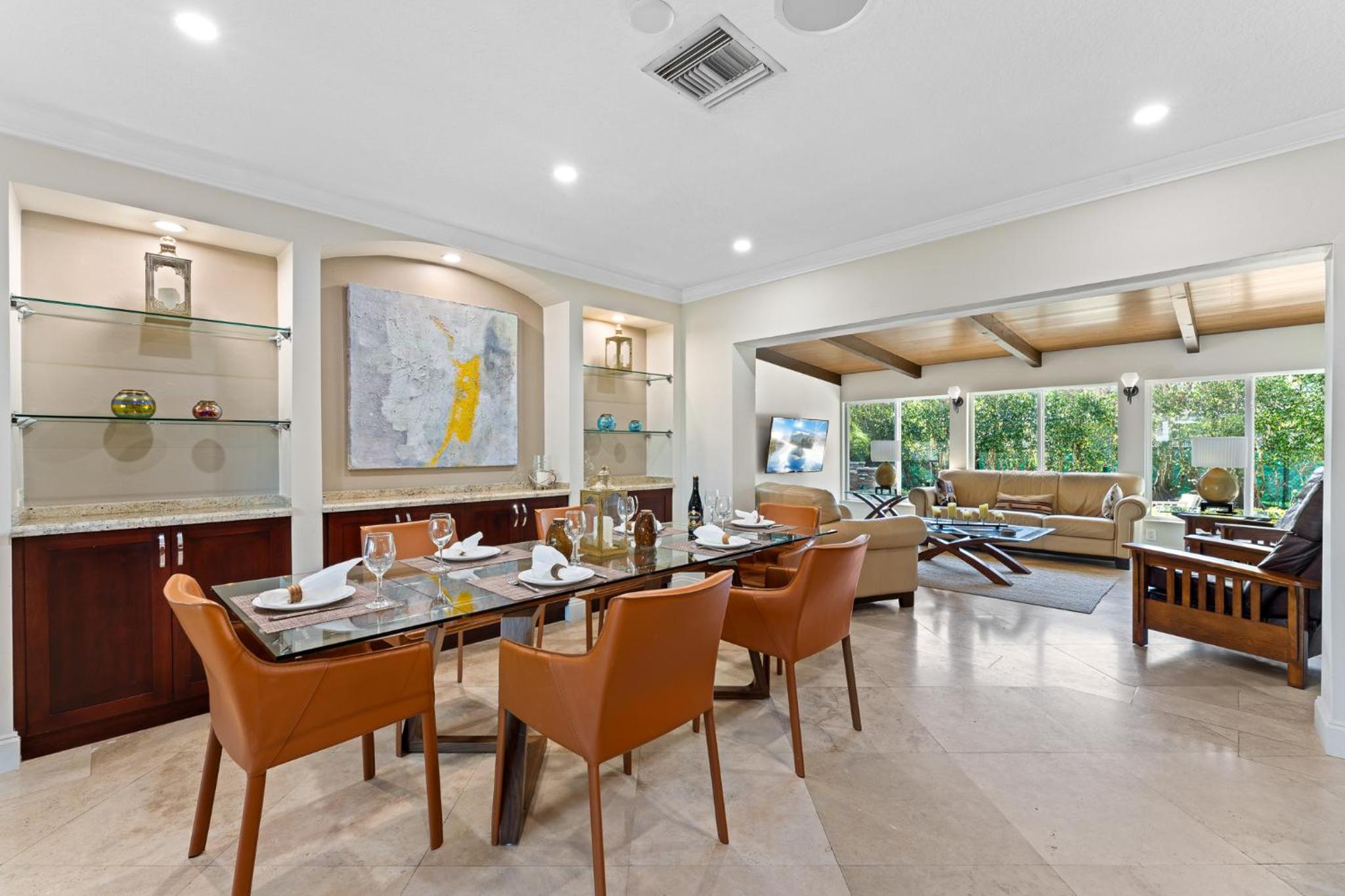 dining