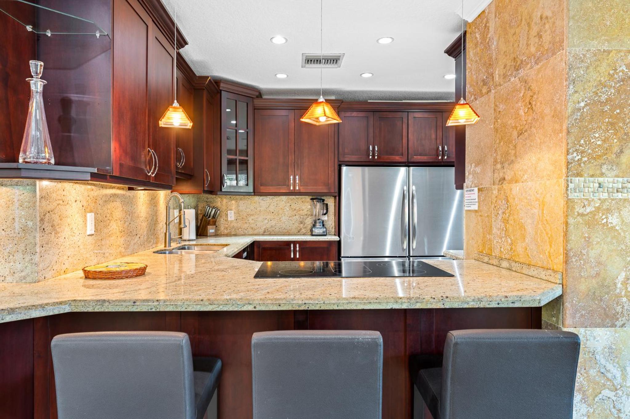 Gorgeous 3BR2BA in LBTS- Walk to the Beach view 3