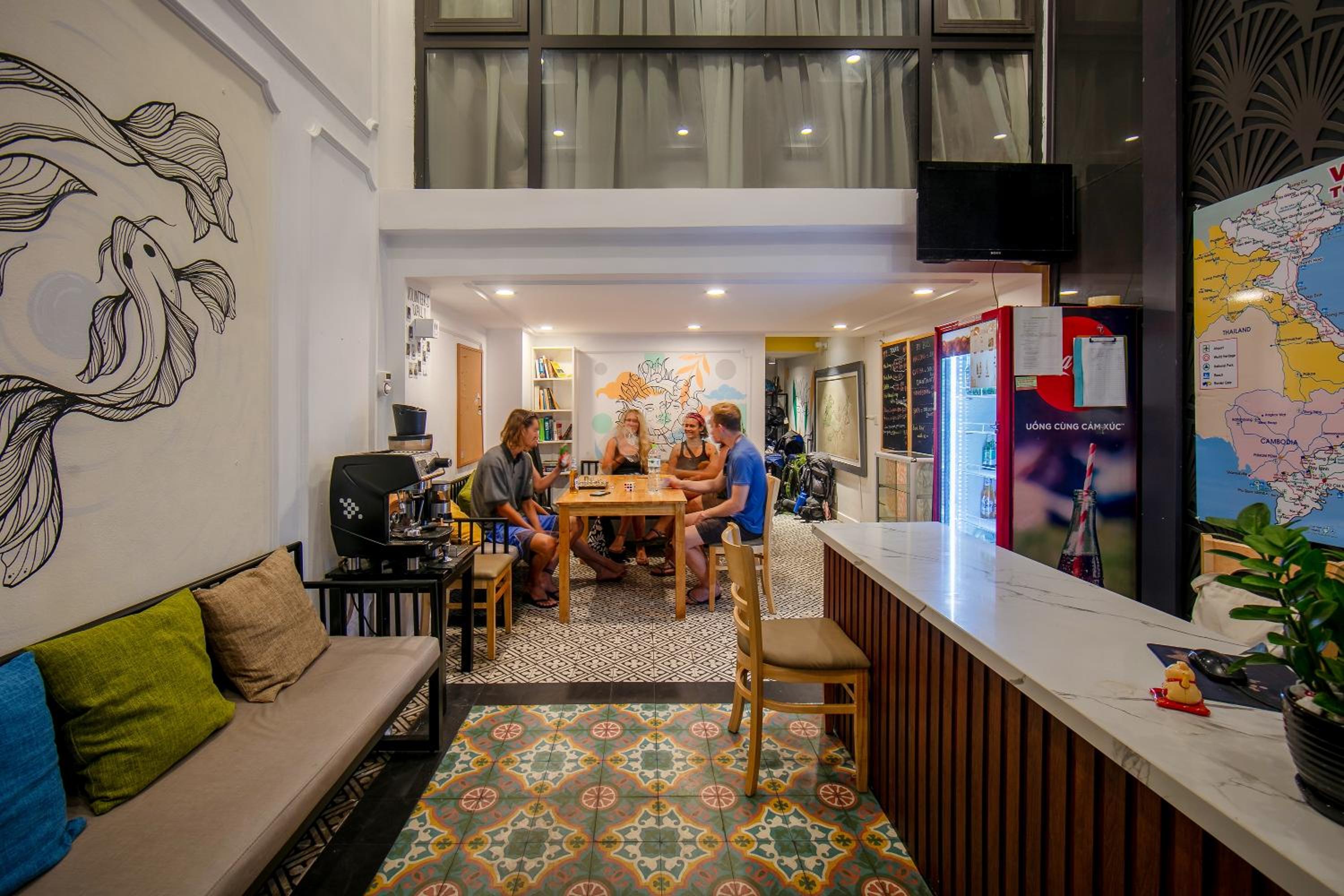 Downtown Hostel & Rooftop Bar