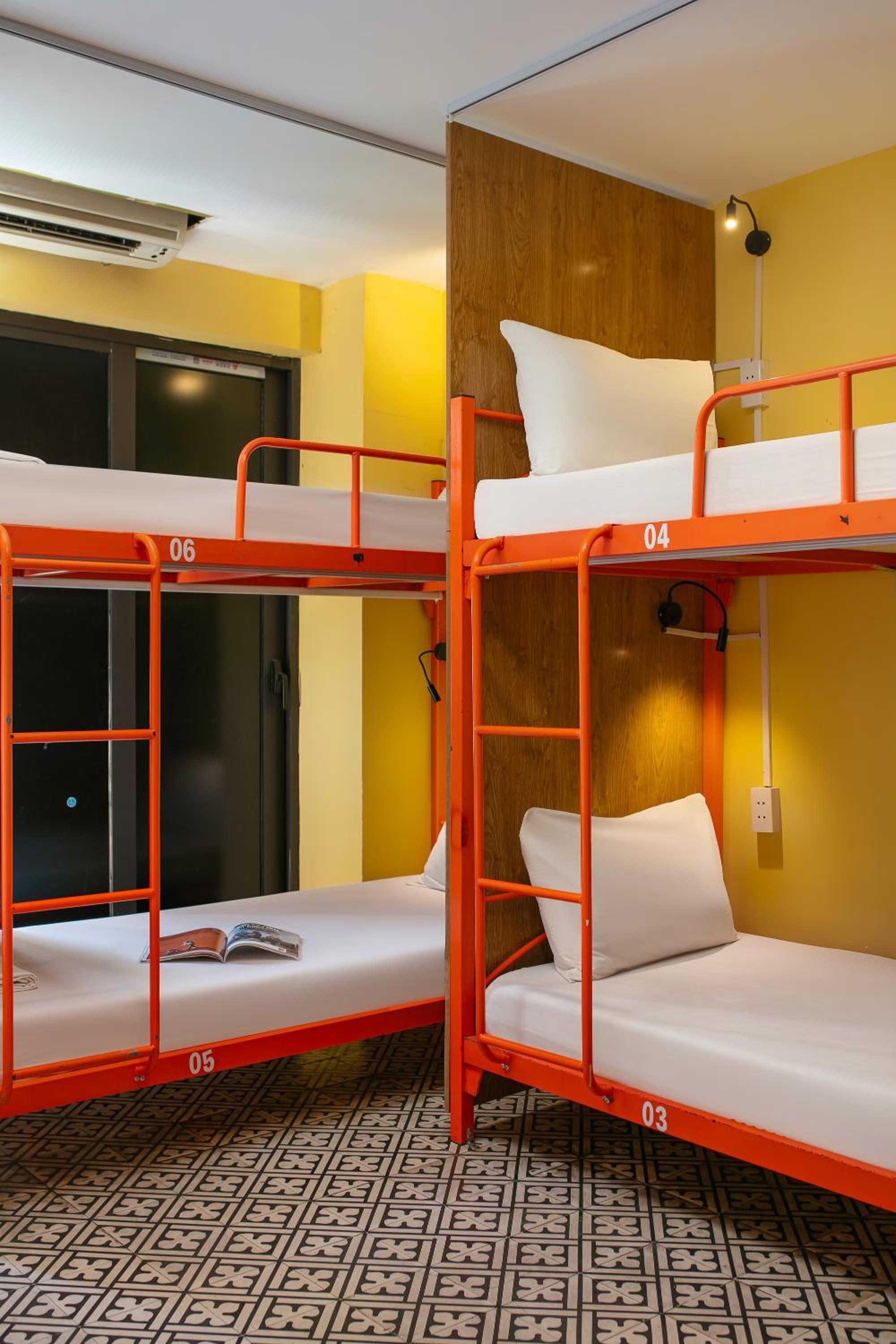 Downtown Hostel & Rooftop Bar