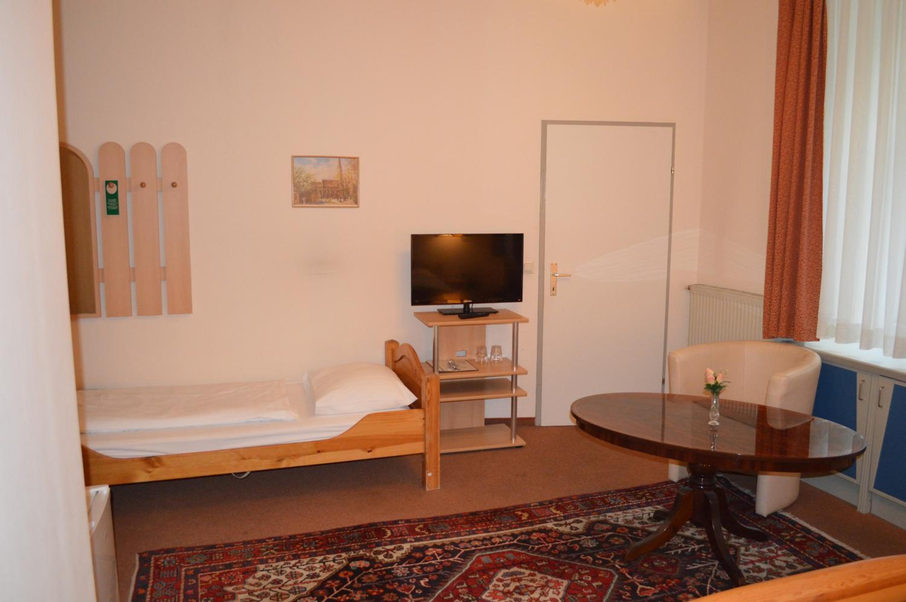 Hotel Pension Walzerstadt