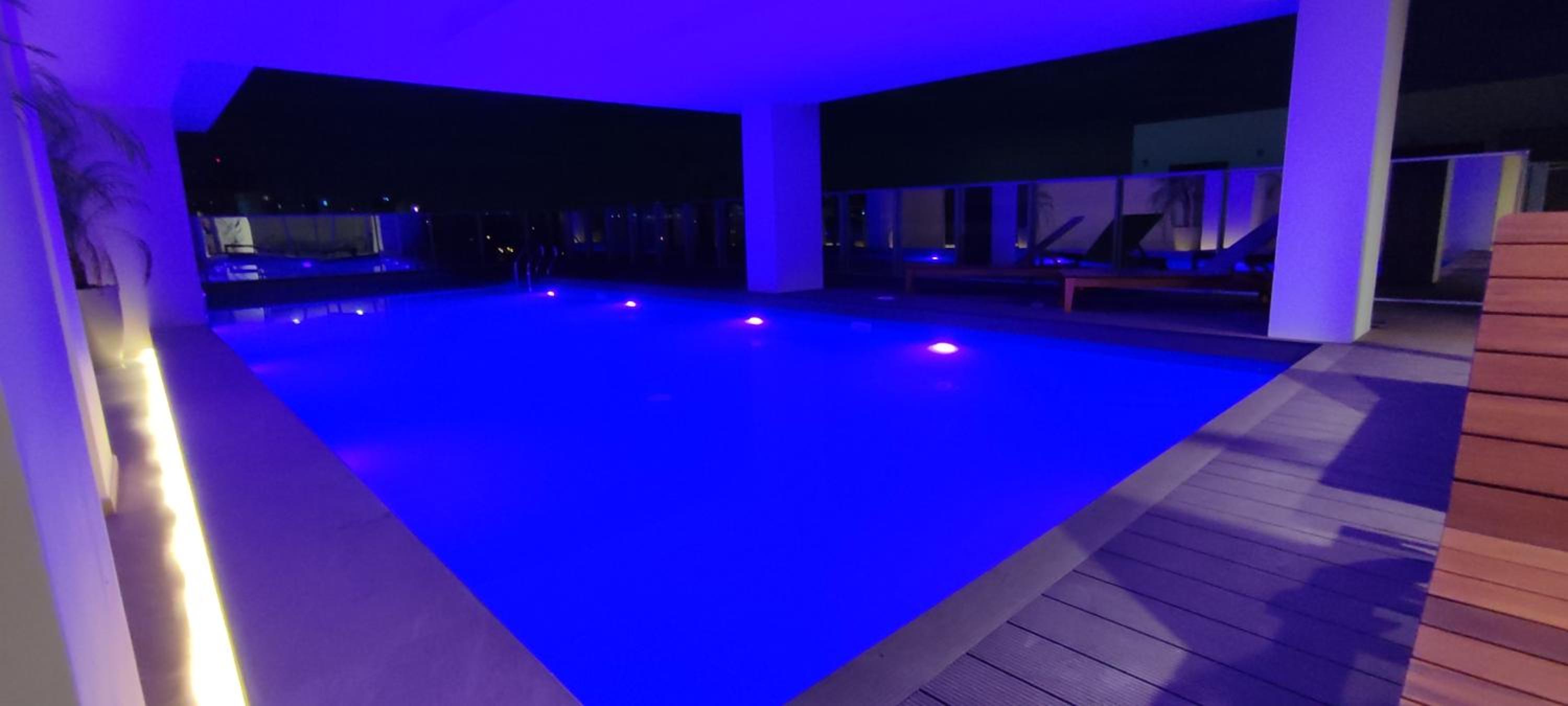 APARTAMENTO MODERNO EN EQUIPETROL, CON CINE - PISCINA - GYM y PARQUEO GRATUITO. Proximo a Los Tajibos, Ventura Mall, SUPER ICENORTE