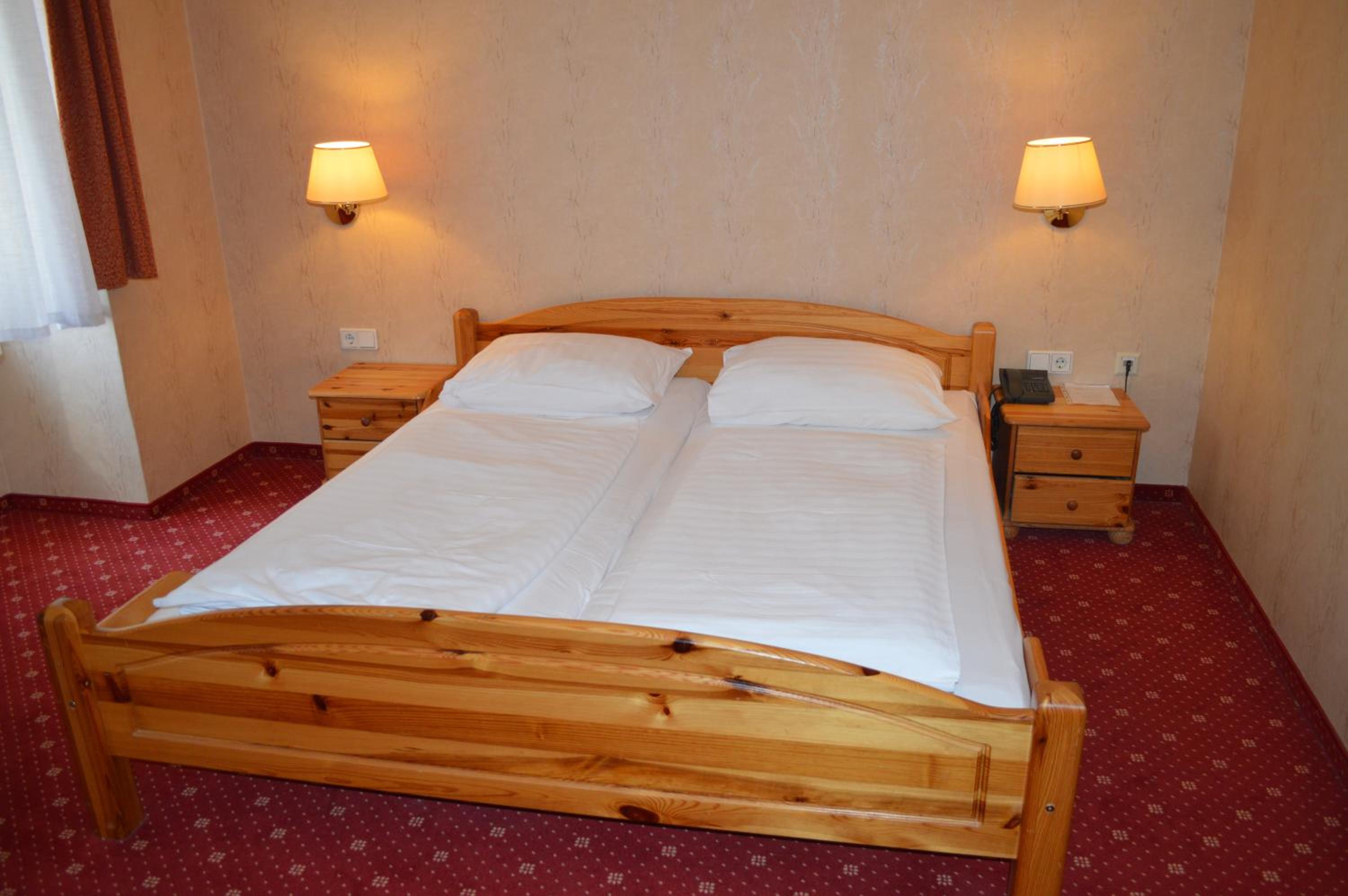 Hotel Pension Walzerstadt