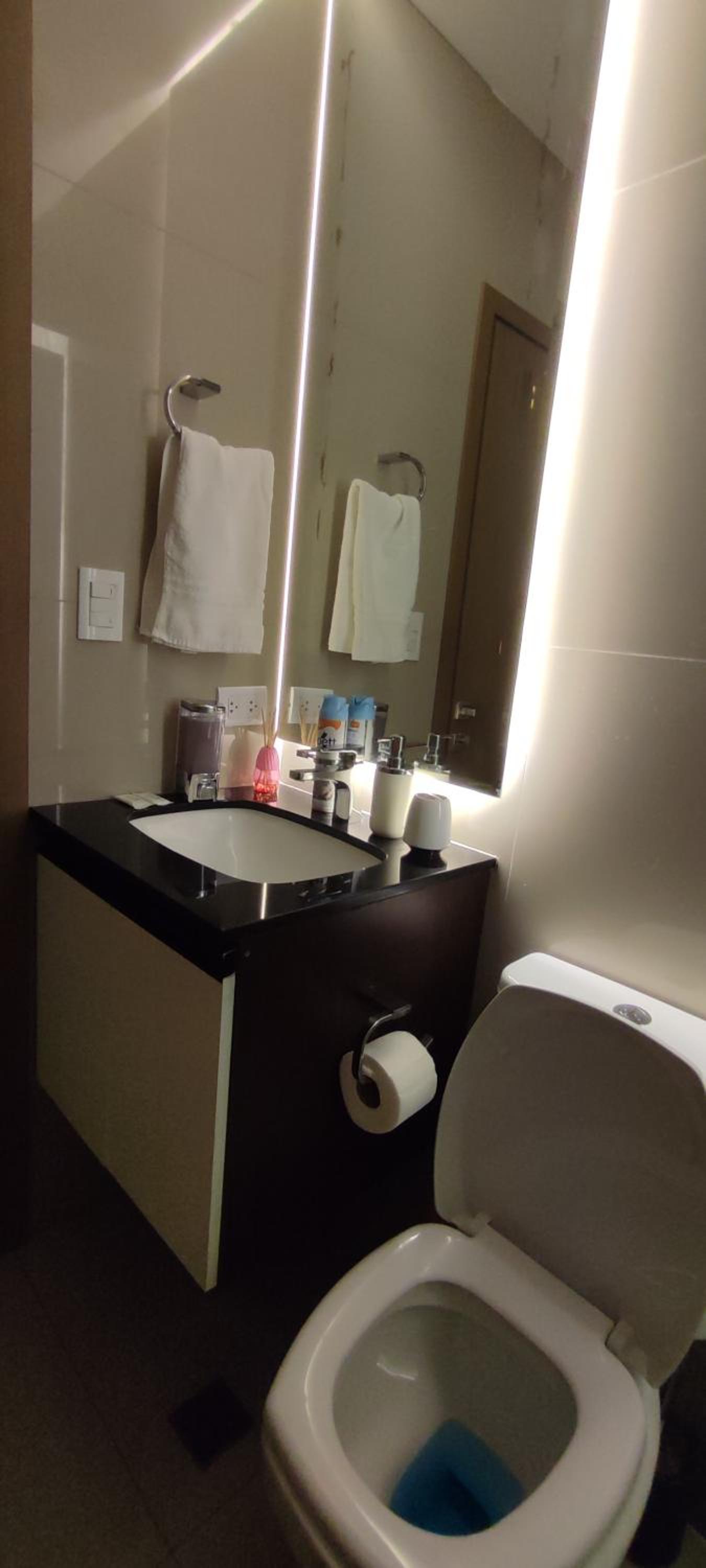 APARTAMENTO MODERNO EN EQUIPETROL, CON CINE - PISCINA - GYM y PARQUEO GRATUITO. Proximo a Los Tajibos, Ventura Mall, SUPER ICENORTE