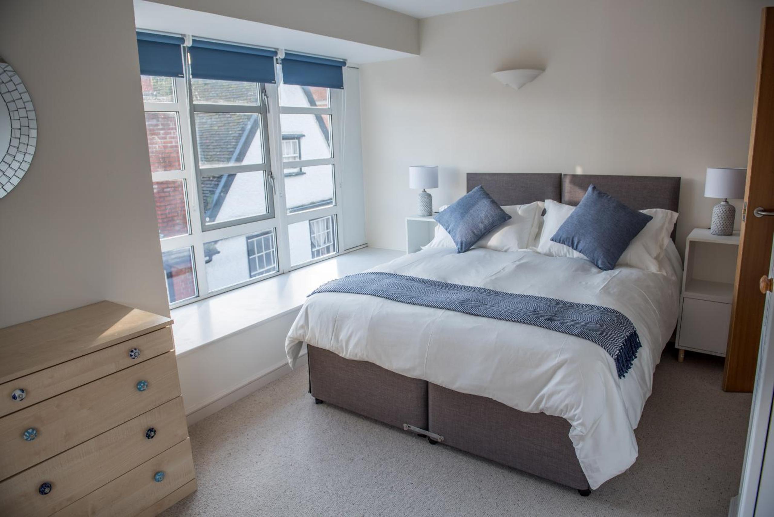 Toothbrush Apartments - Central Ipswich St Peters St