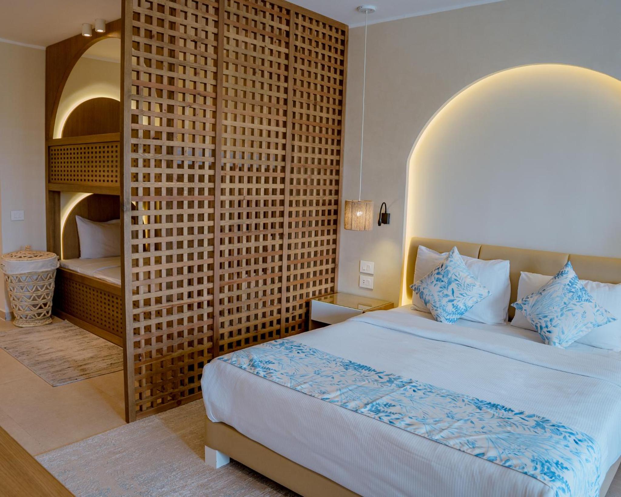 Fort Arabesque Resort, Spa & Villas
