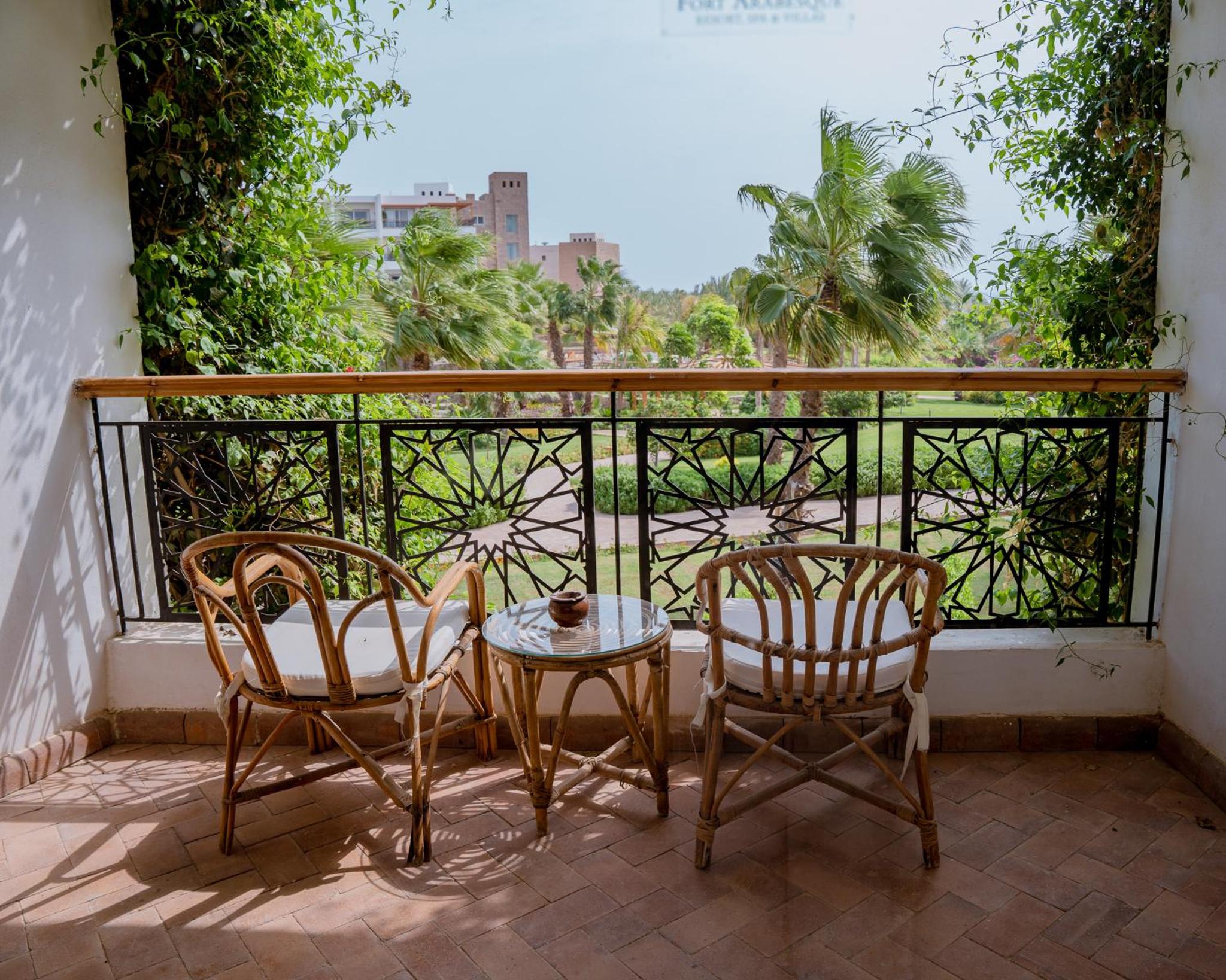 Fort Arabesque Resort, Spa & Villas