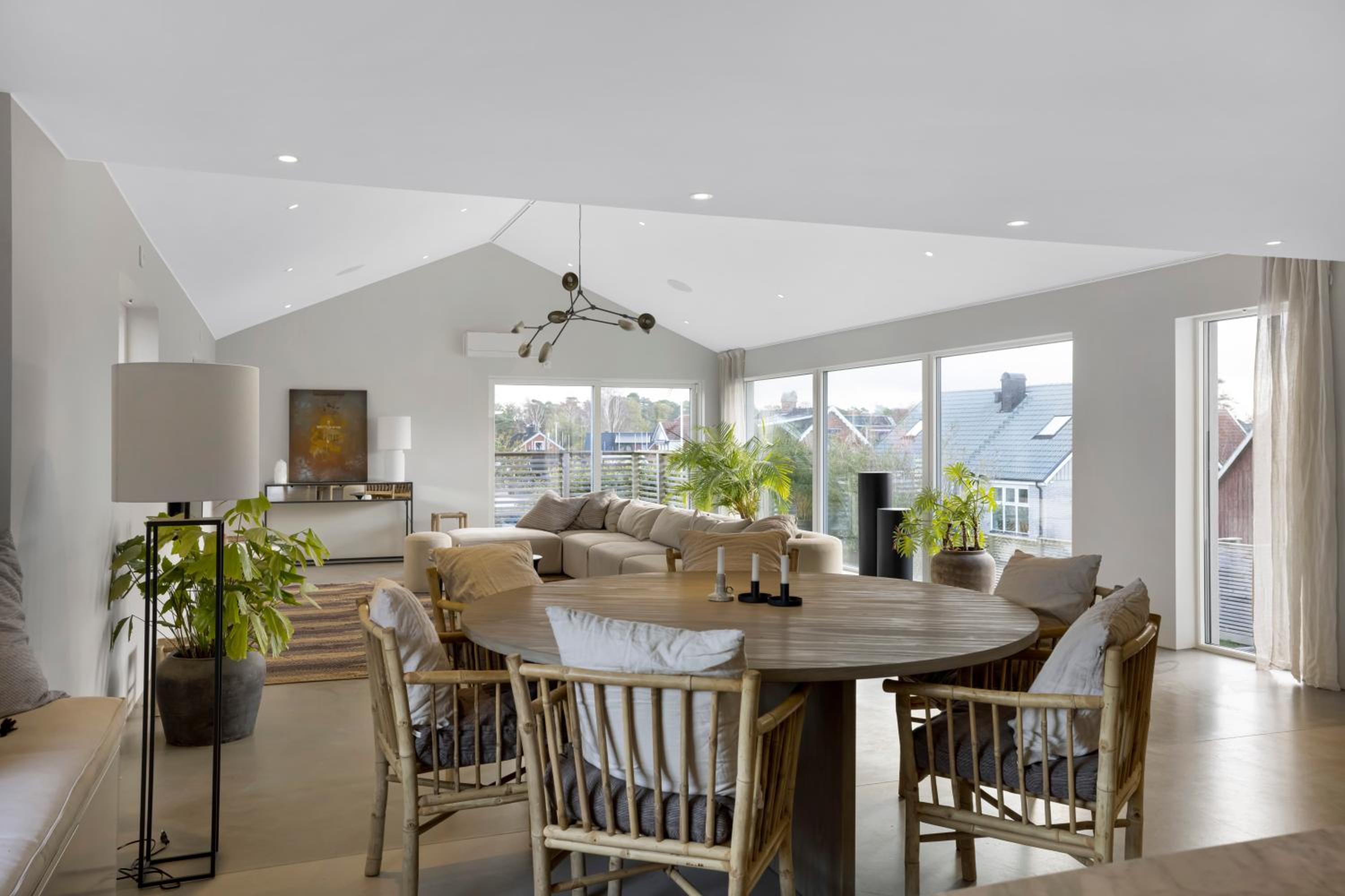 Hyr villa i Stenhuggeriet nära till både hav och golf view 4