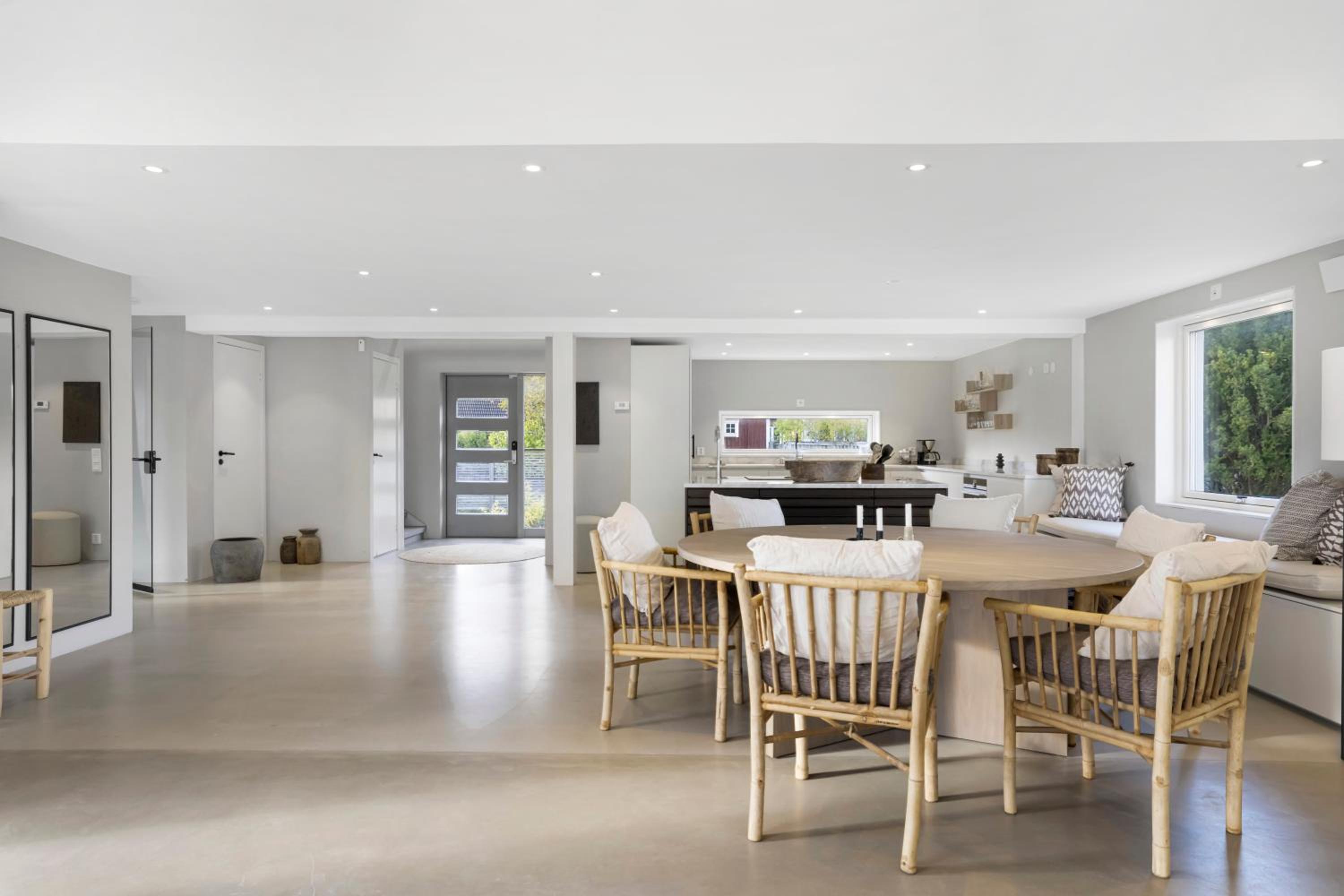 Hyr villa i Stenhuggeriet nära till både hav och golf view 5