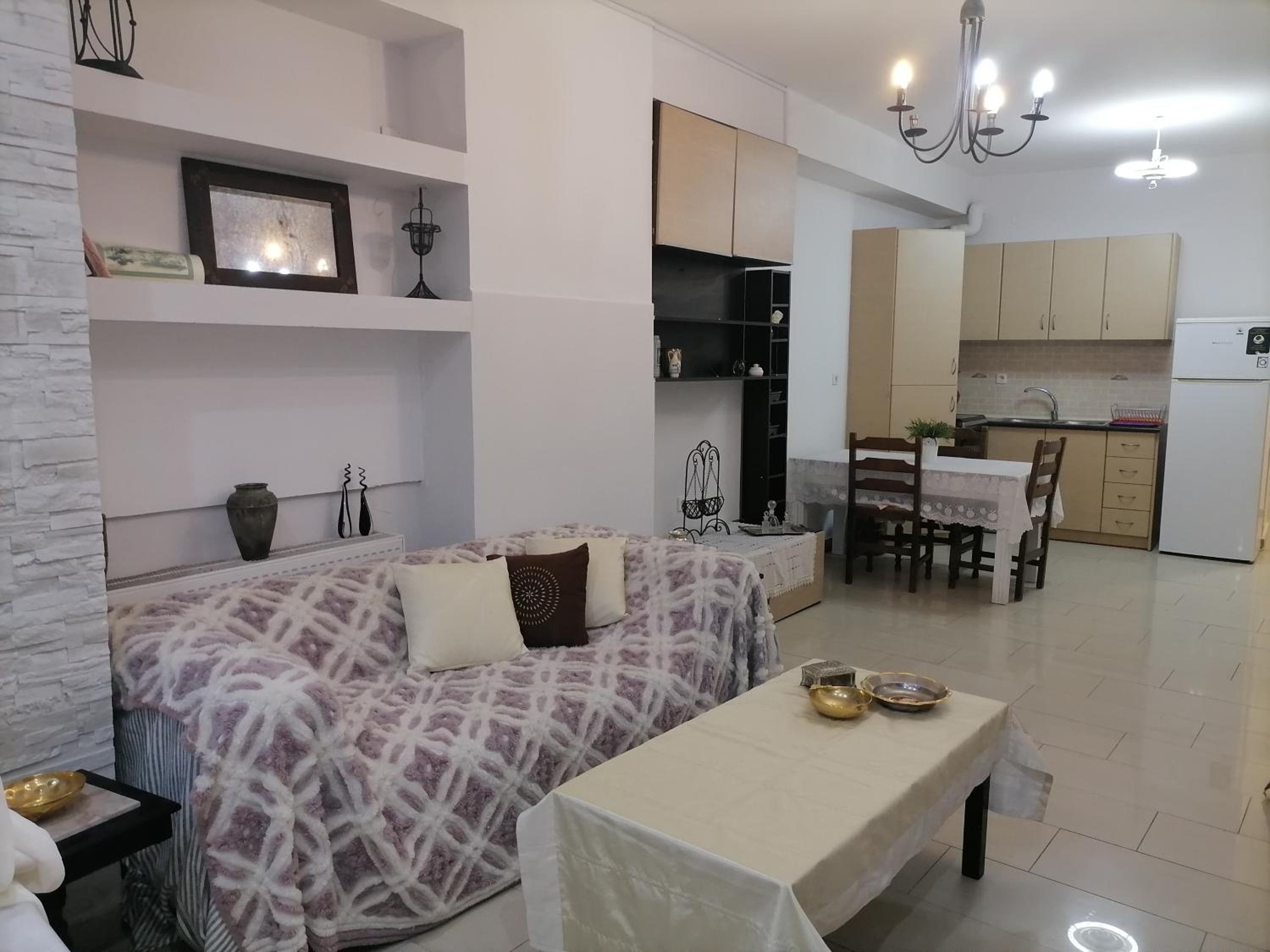 Pergamos Apartment