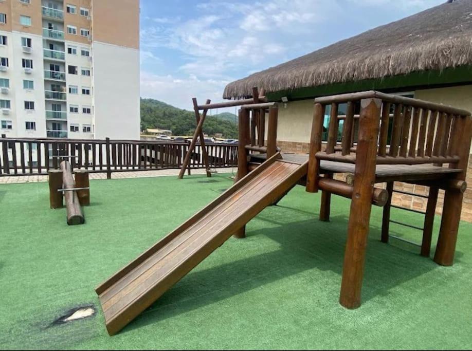 Apto em Niteroi /Piscina e Lazer