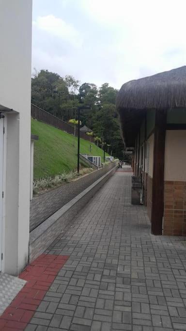 Apto em Niteroi /Piscina e Lazer