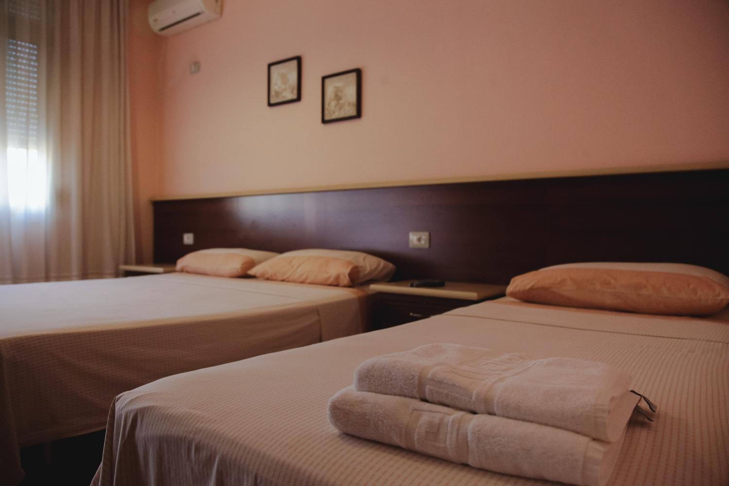 NEW rooms HOTEL