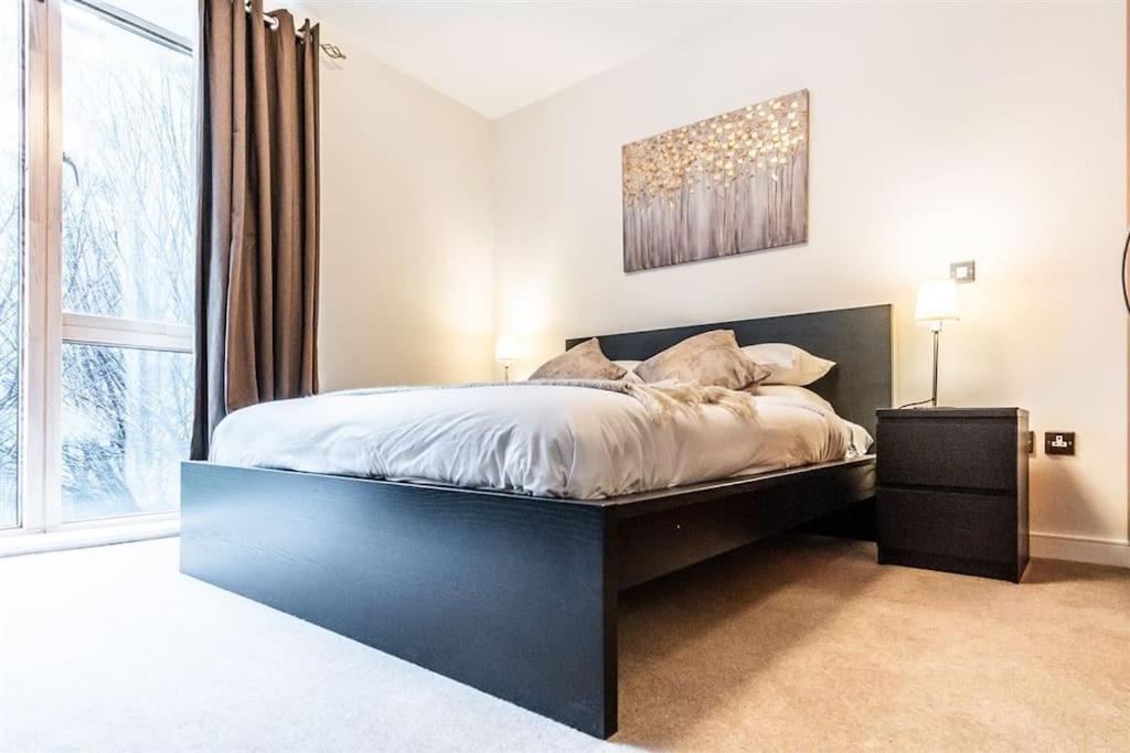 Grand Canal 2 Bedroom Flat