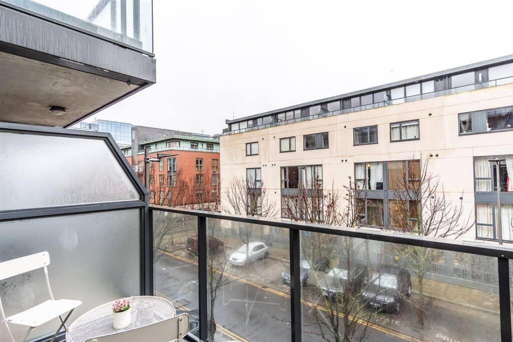 Grand Canal 2 Bedroom Flat