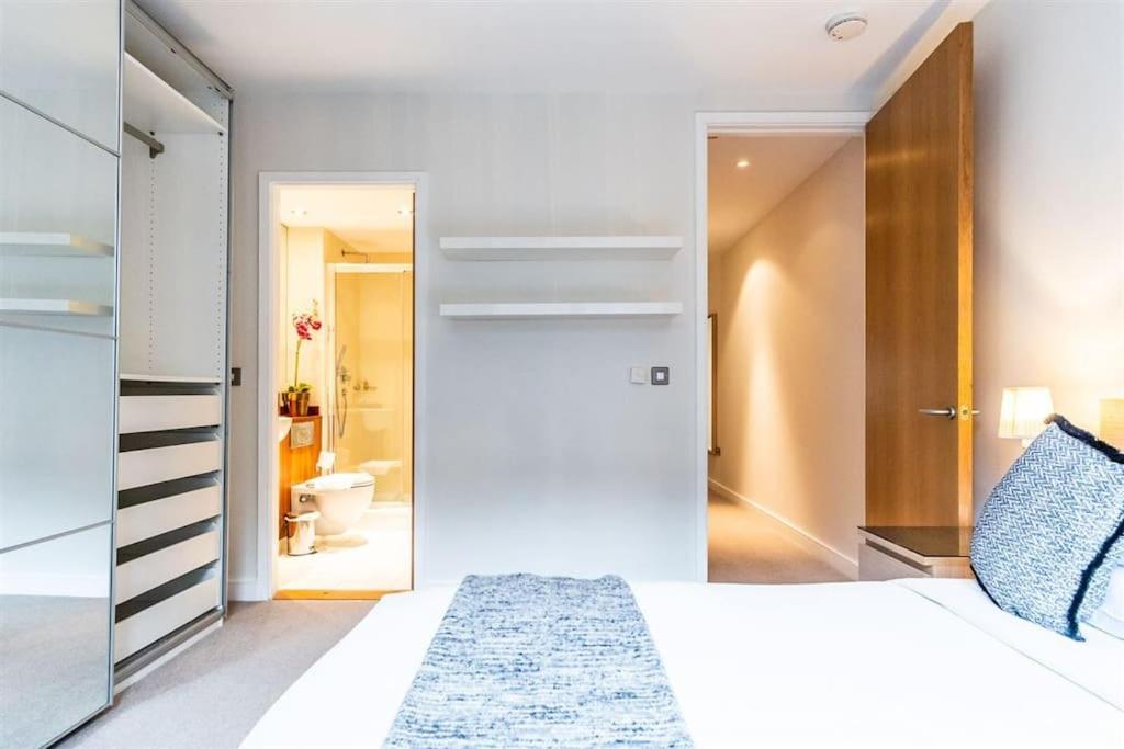 Grand Canal 2 Bedroom Flat