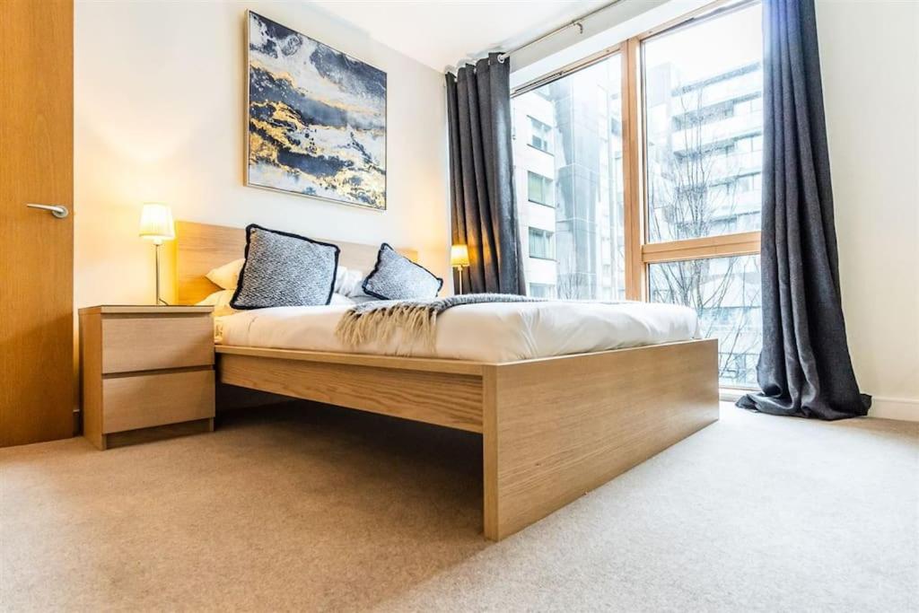 Grand Canal 2 Bedroom Flat