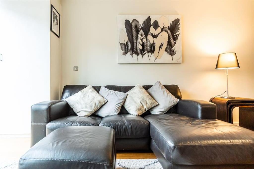 Grand Canal 2 Bedroom Flat