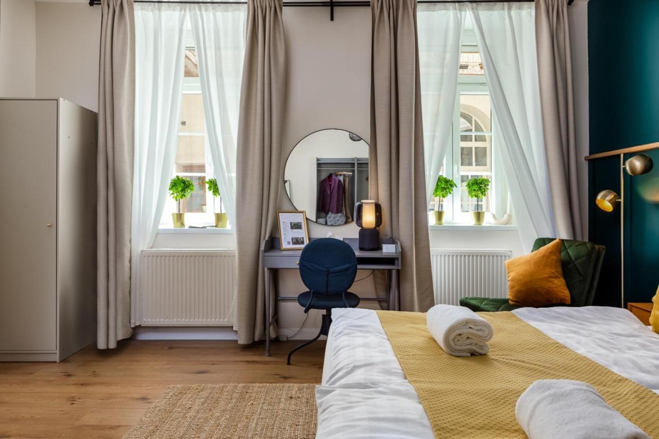 Stylish and comfortable downtown home view 5