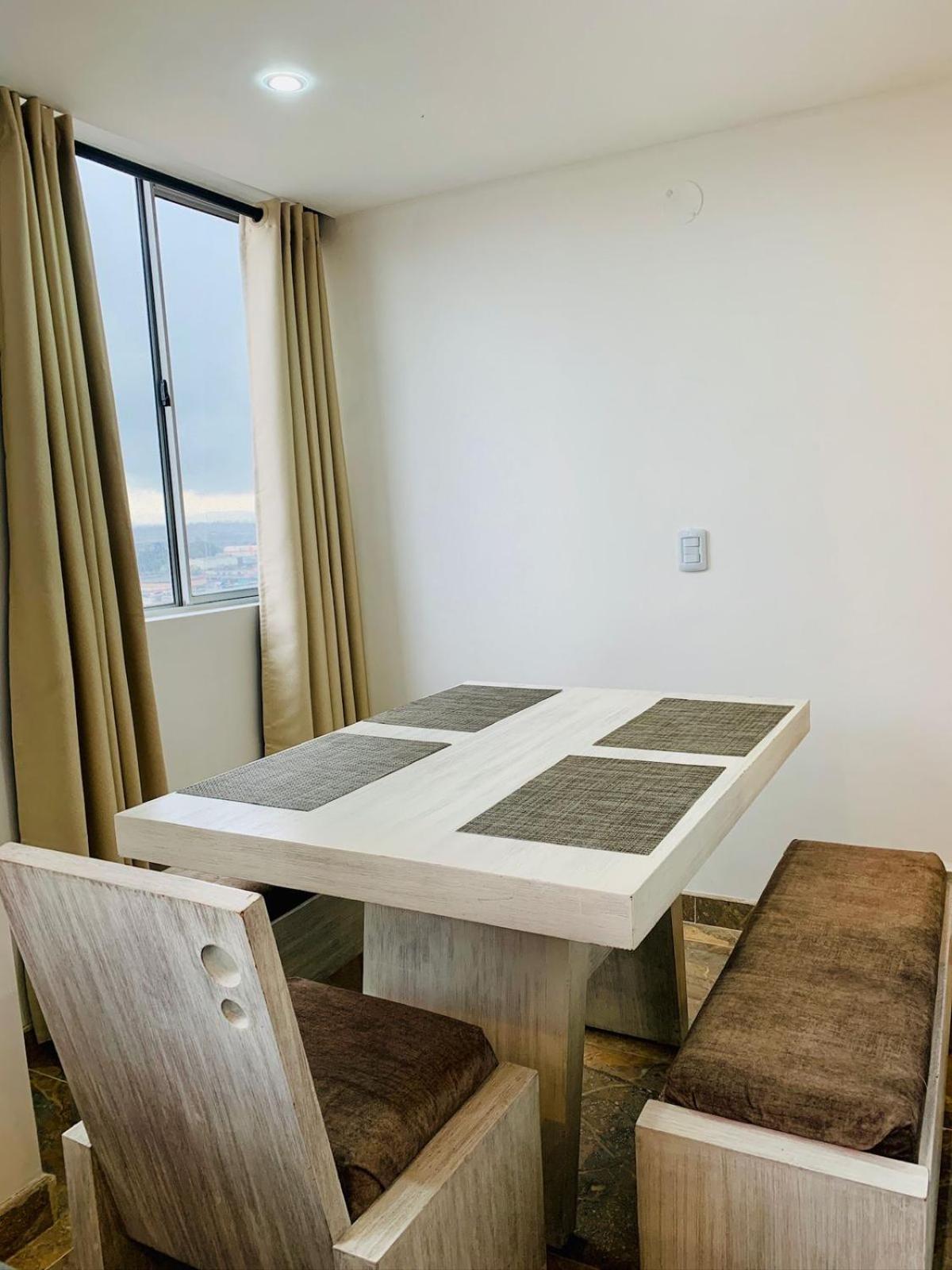 Alquiler Apartamento en Bogotá cerca al aeropuerto-Colibri Dorado-by-wonderlust