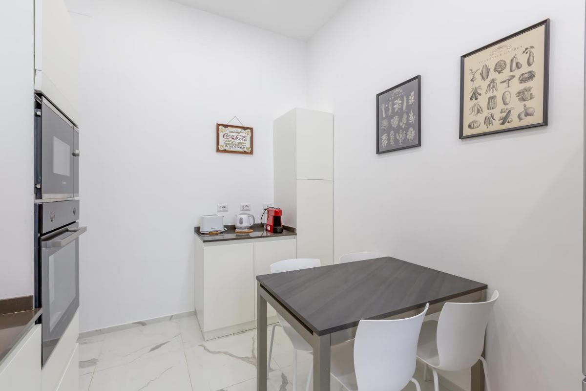 Aqua Claudia and Anio Novus Apartments