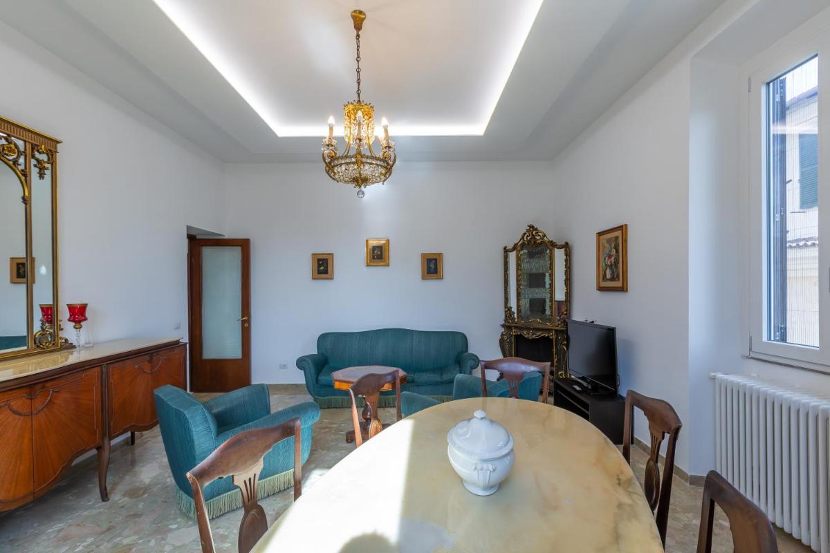 Aqua Claudia and Anio Novus Apartments