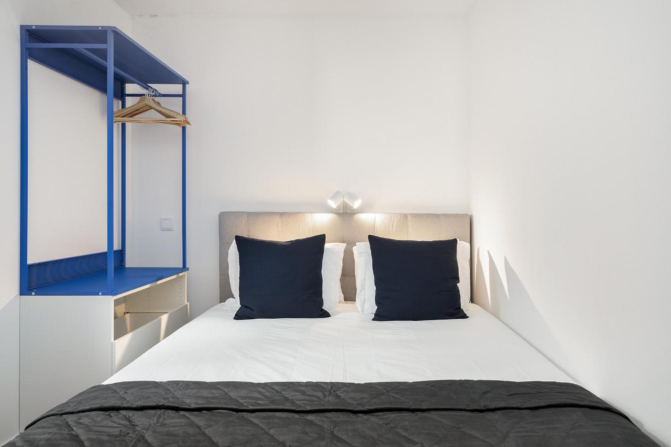 Urban Oasis in Premium Location with AC