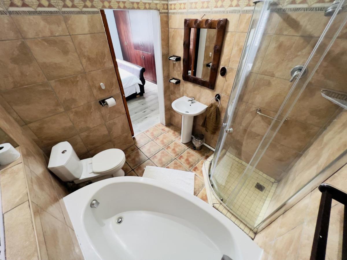 Sharods Self-catering Guesthouse