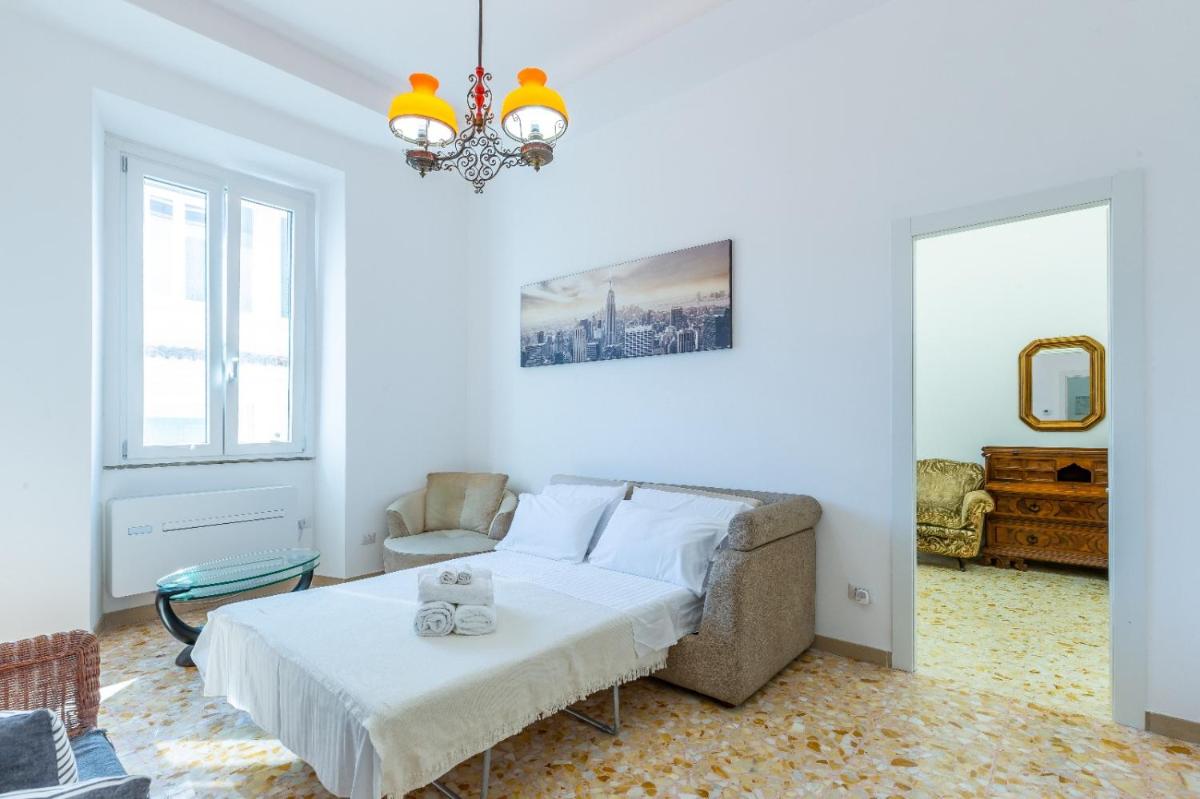 Aqua Claudia and Anio Novus Apartments