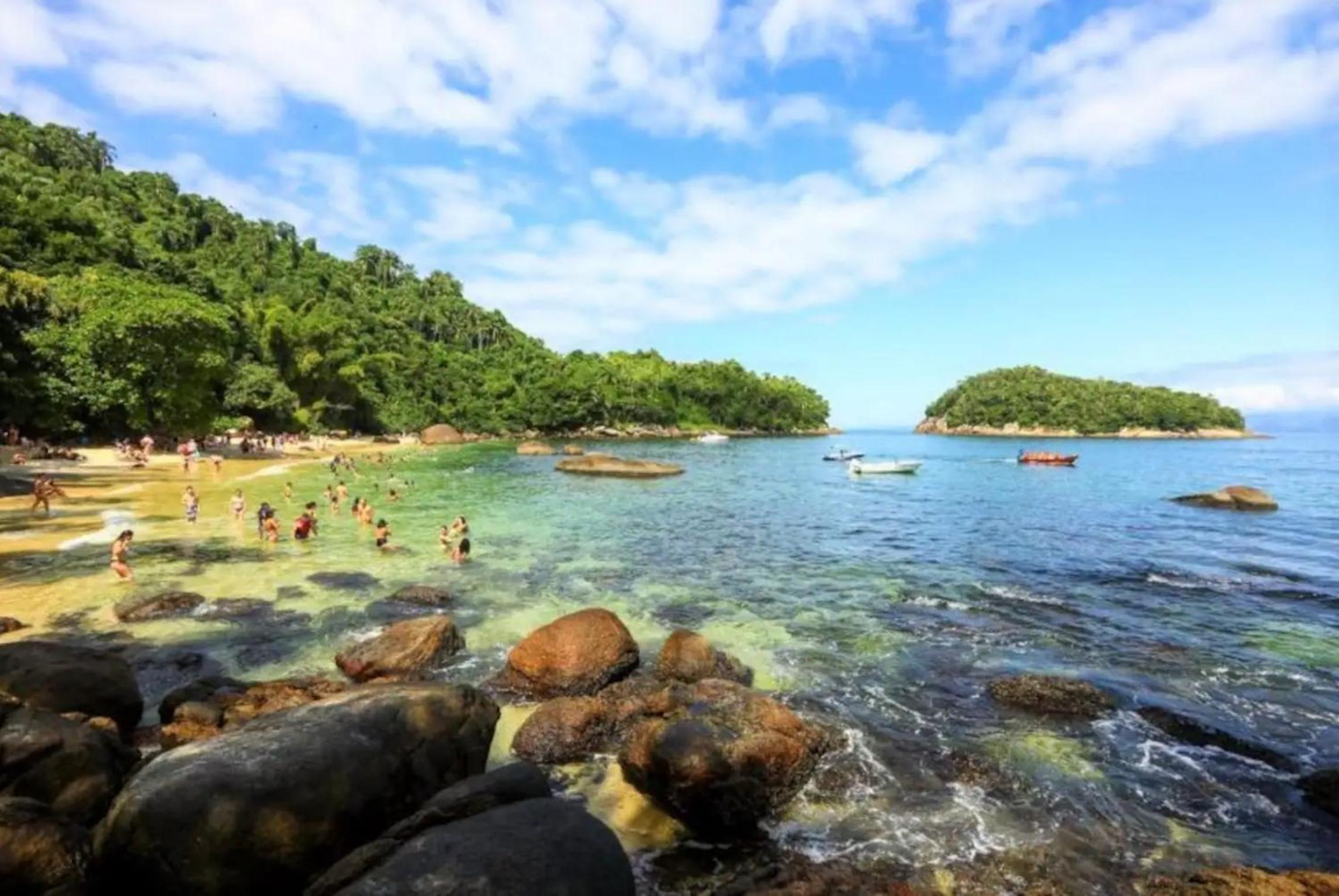 Apto 2 Novo com Varanda Gourmet, Piscina, Sauna e Sala Jogos - UBATUBA