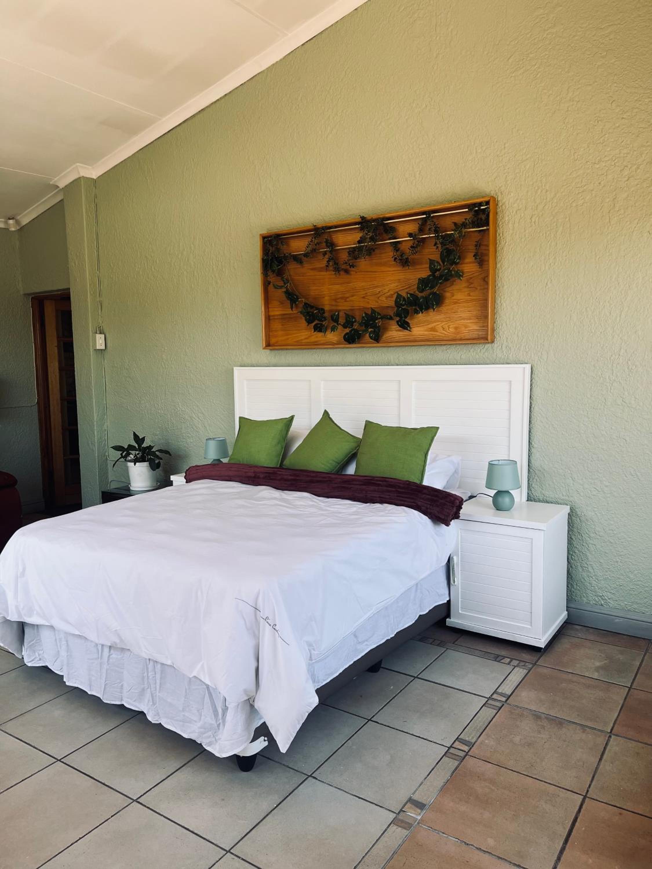 Langerman Lookout: Inviting Home with Rustic Charm and Modern Comfort