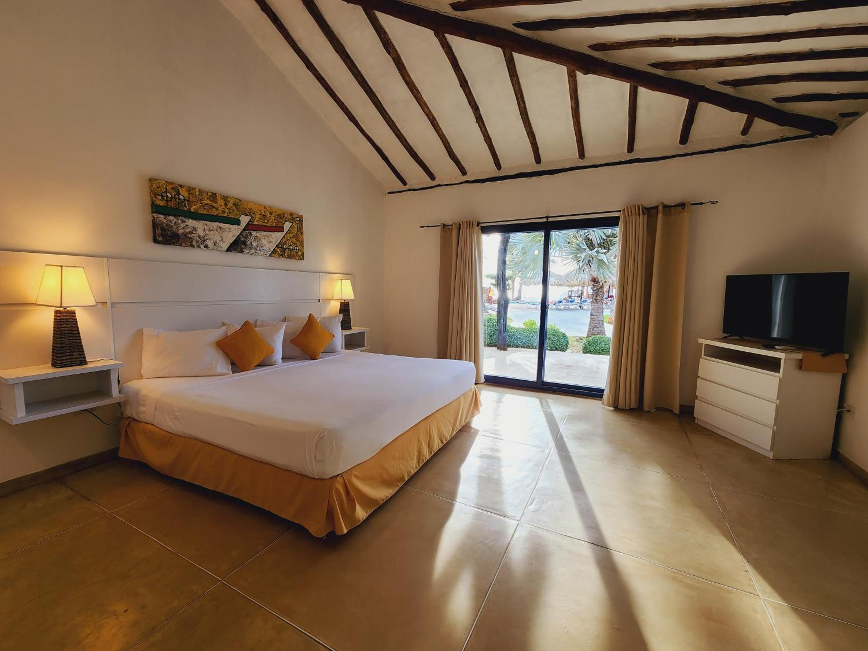 Sunsol Punta Blanca - Photo 12