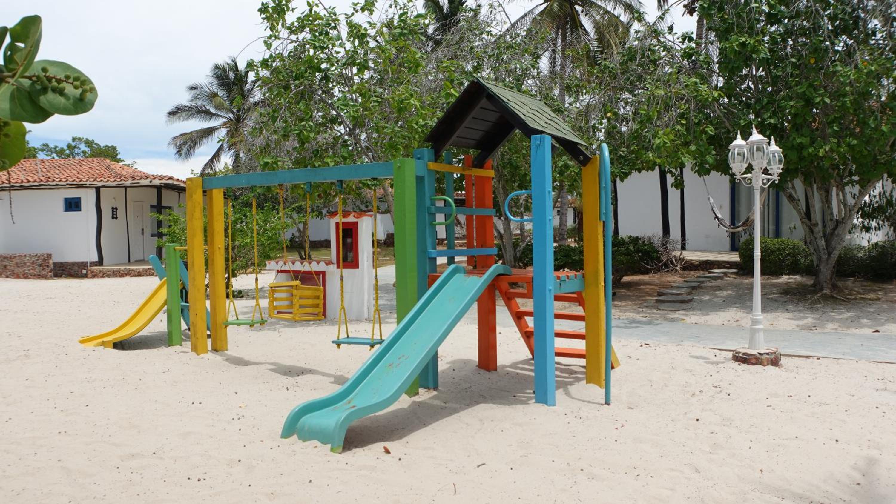 Sunsol Punta Blanca - Photo 29