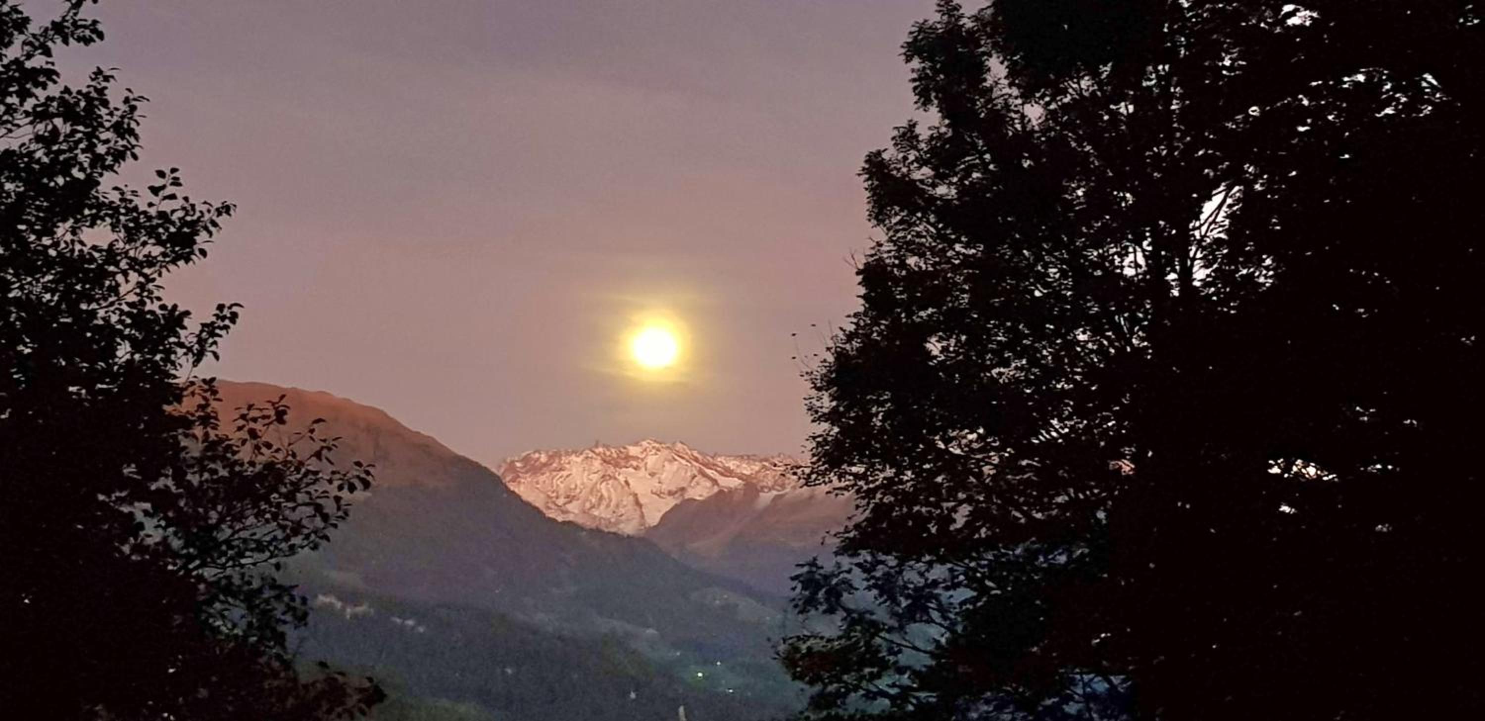 Gemütliche FeWo mit Sauna inmitten der Berge