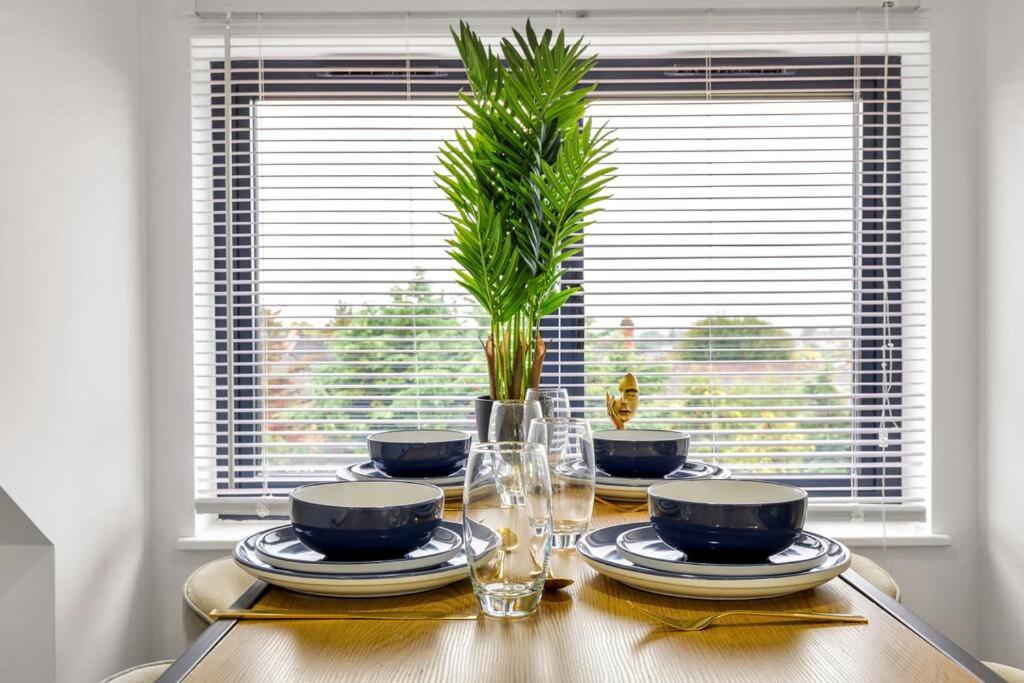 Massive west London 7 bed modern