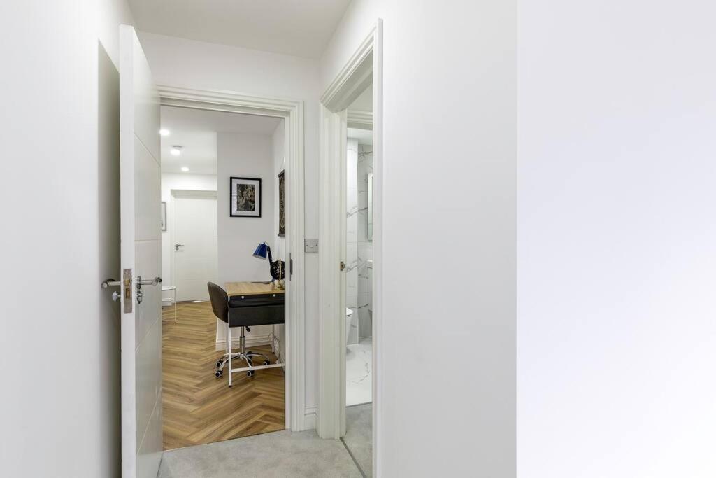 Massive west London 7 bed modern