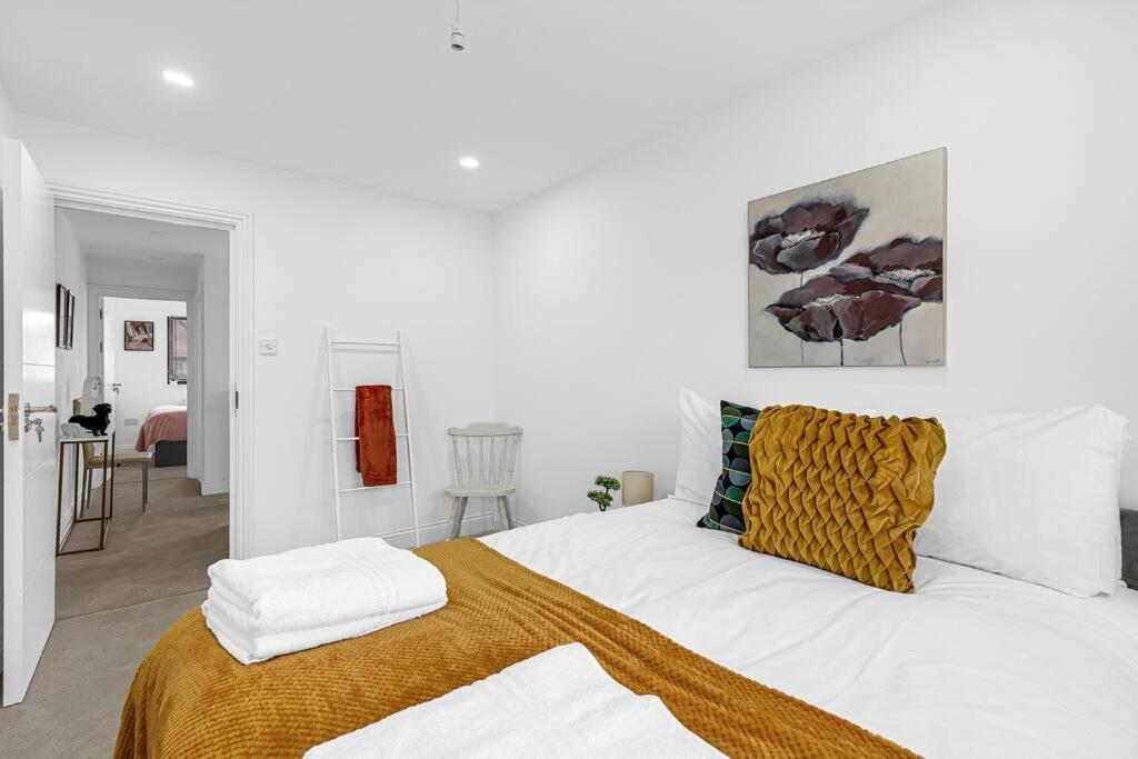 Massive west London 7 bed modern