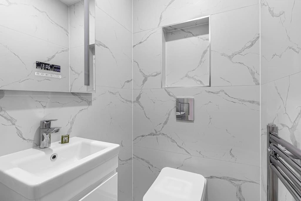 Massive west London 7 bed modern