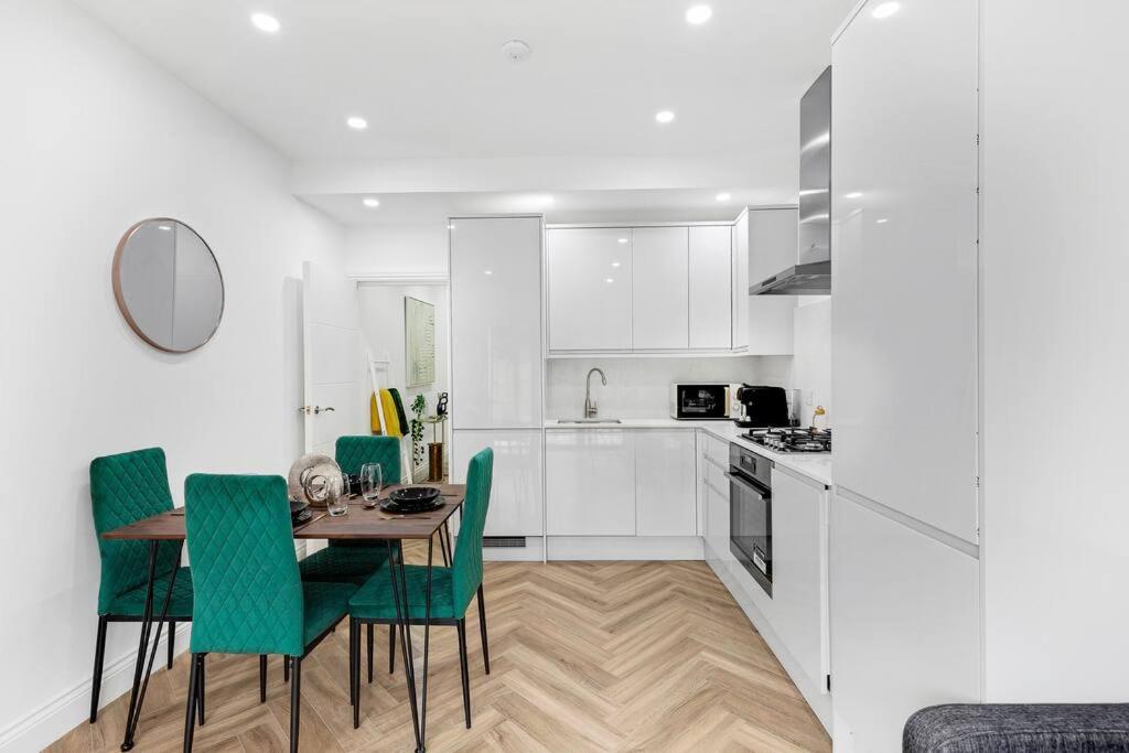 Massive west London 7 bed modern